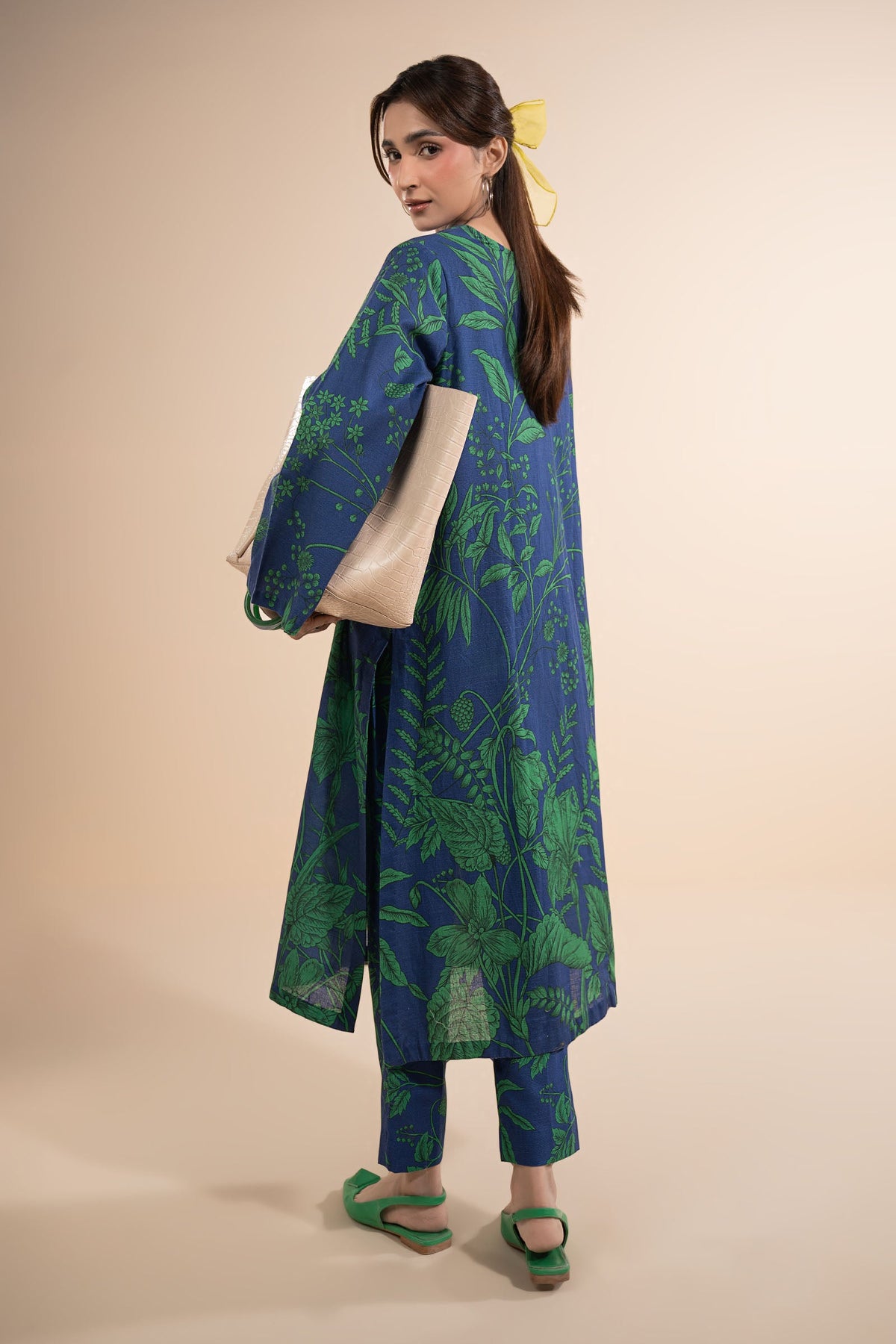 2 Pc Printed Slub Khaddar Suit