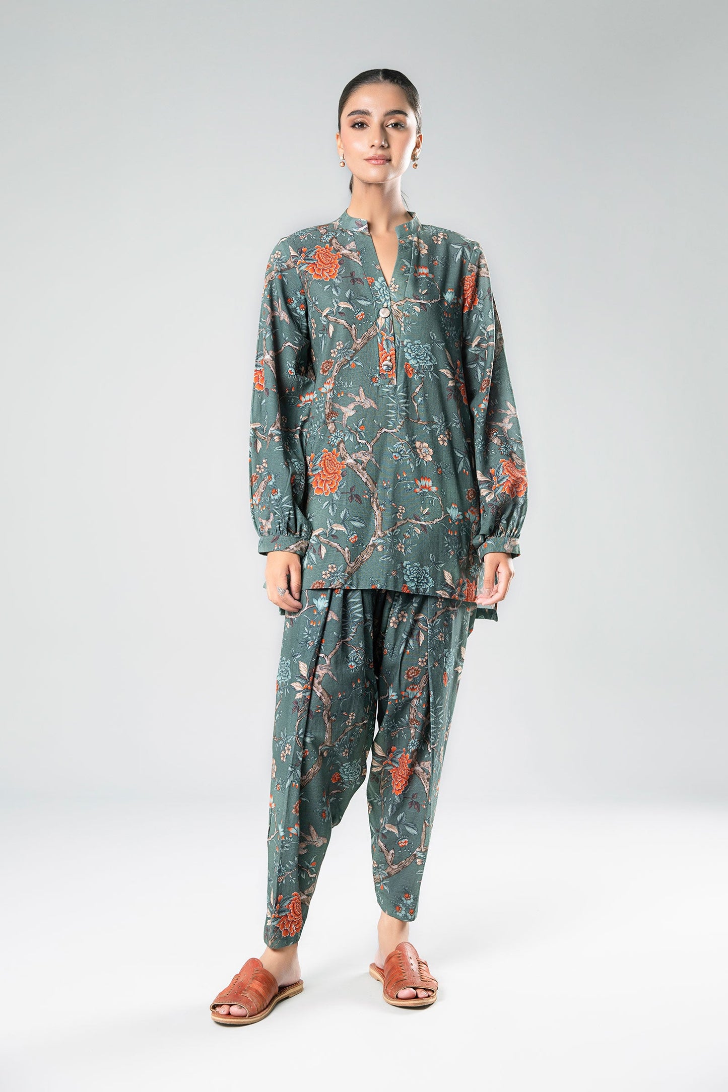 2 Pc Printed Khaddar Suit