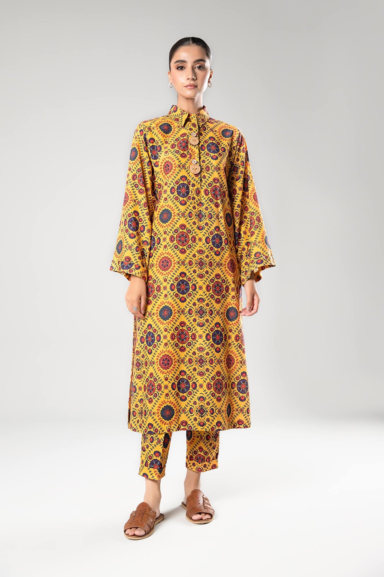 2 Pc Printed Khaddar Suit