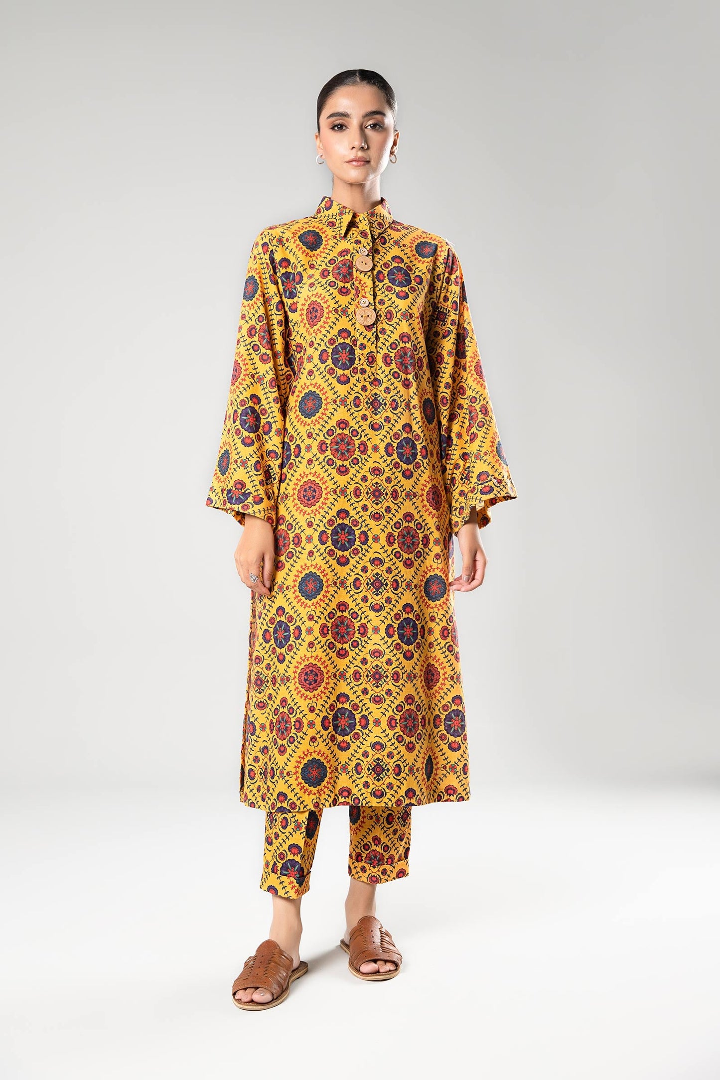 2 Pc Printed Khaddar Suit