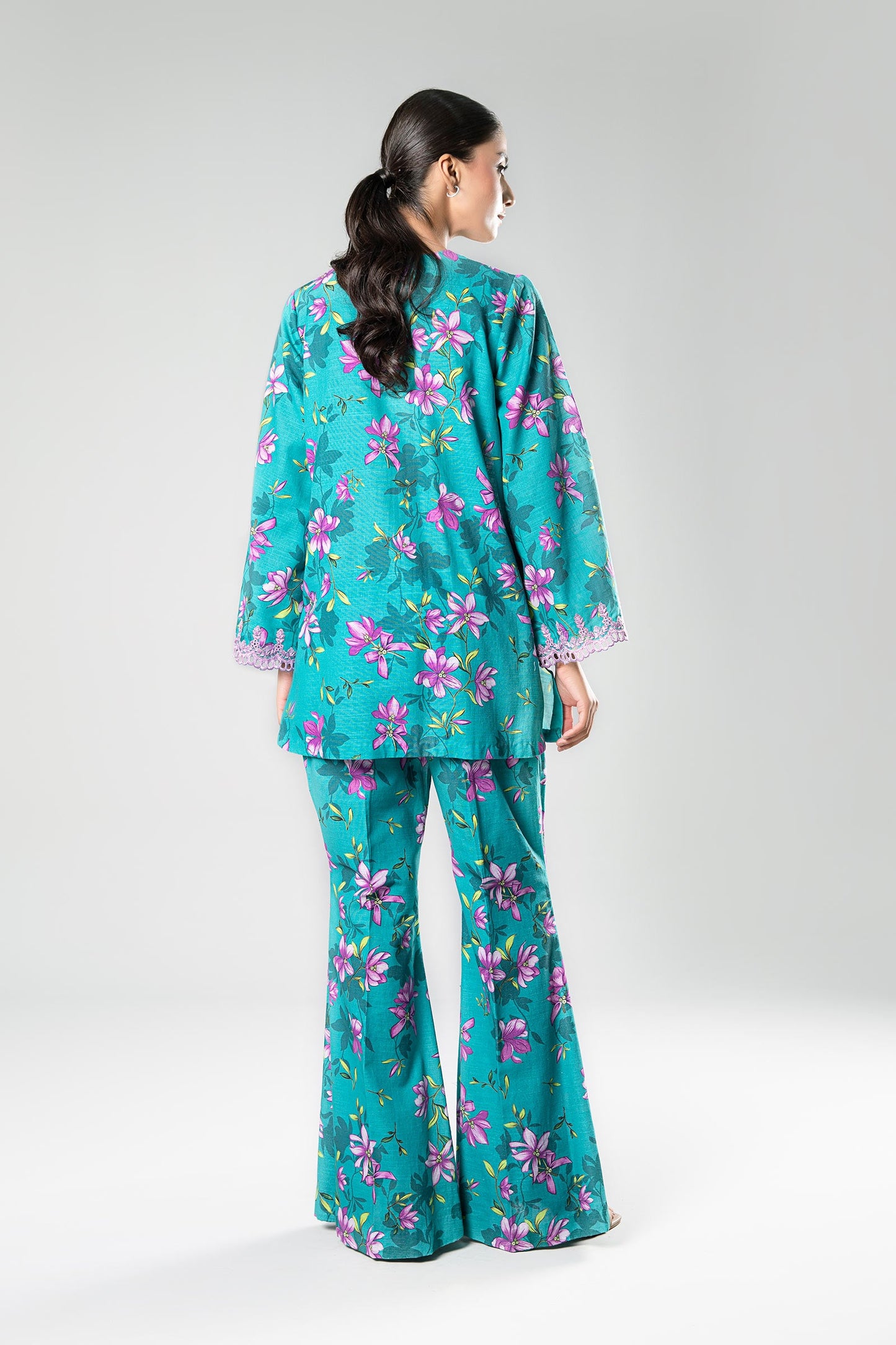 2 Pc Printed Khaddar Suit