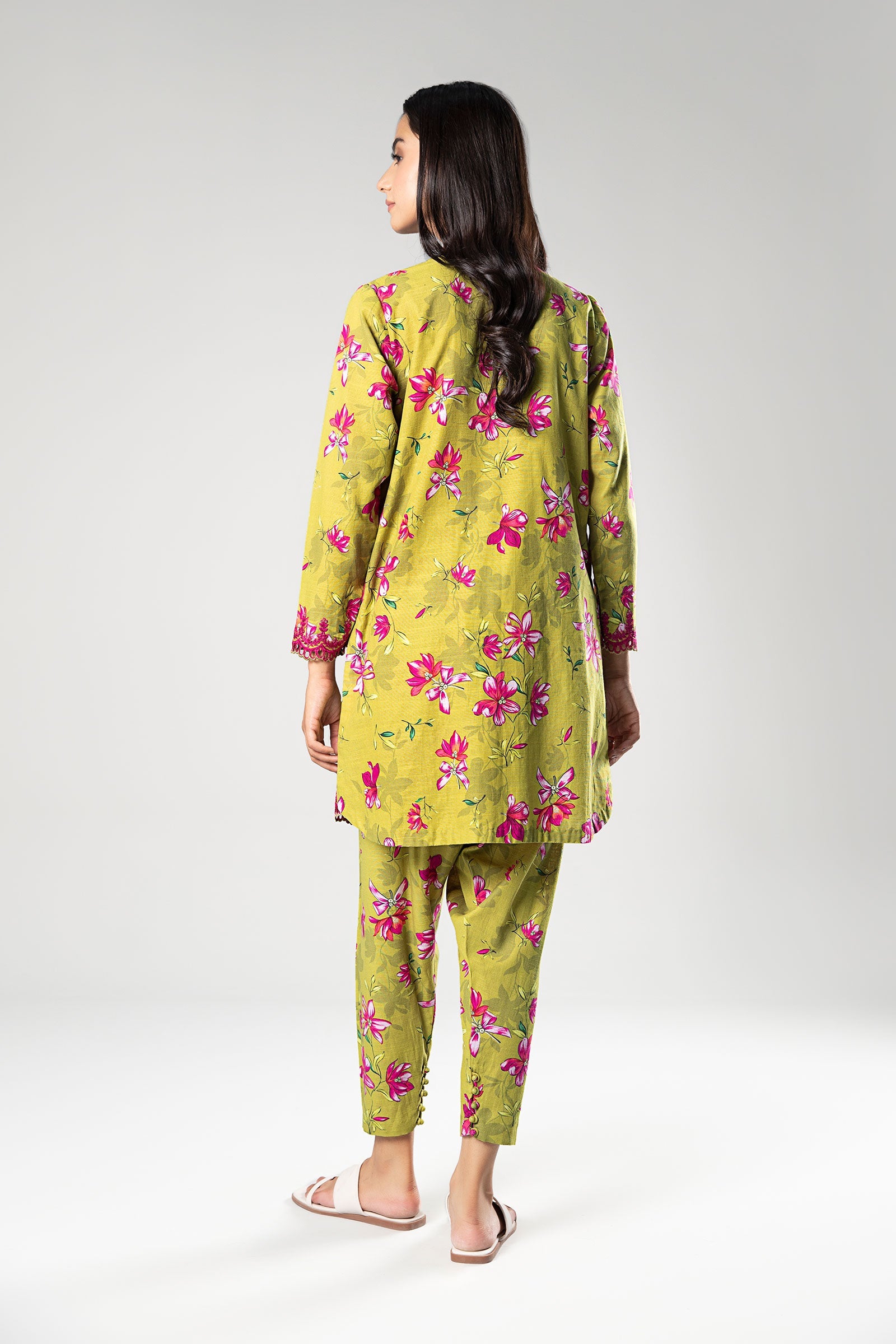2 Pc Printed Khaddar Suit