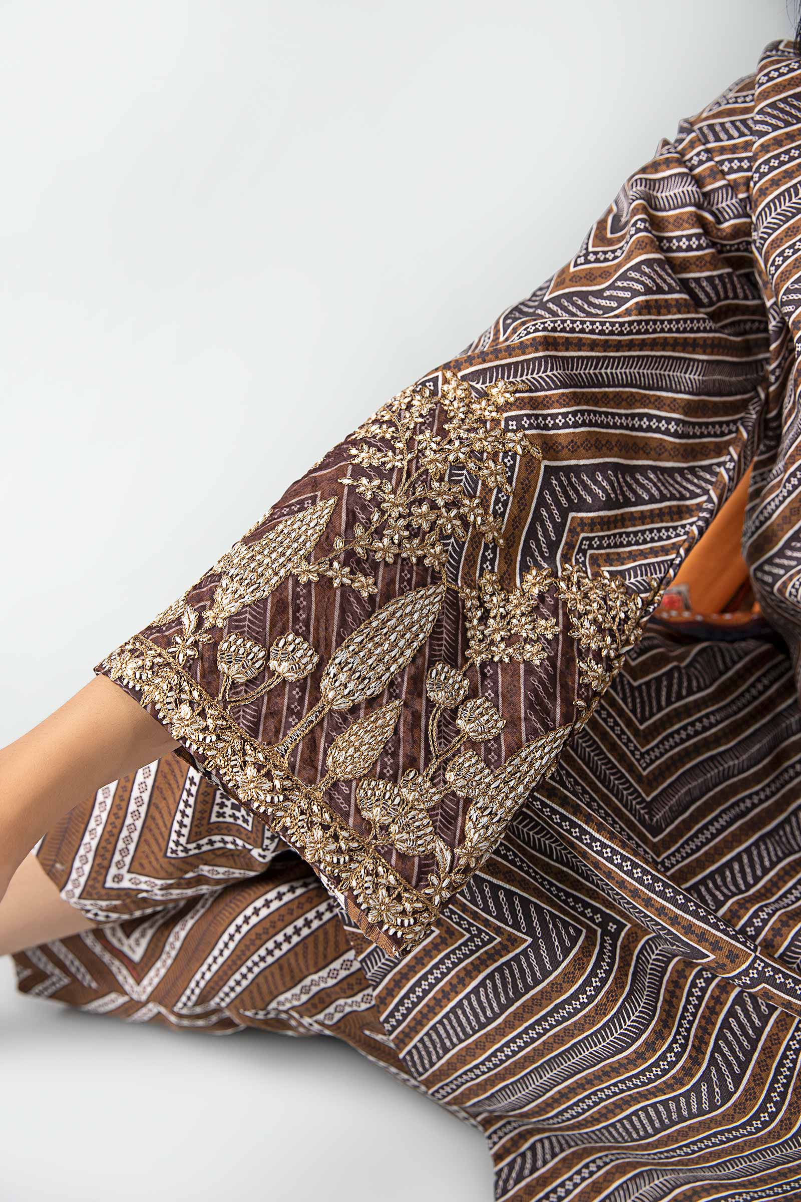 3 Pc Printed Khaddar Suit