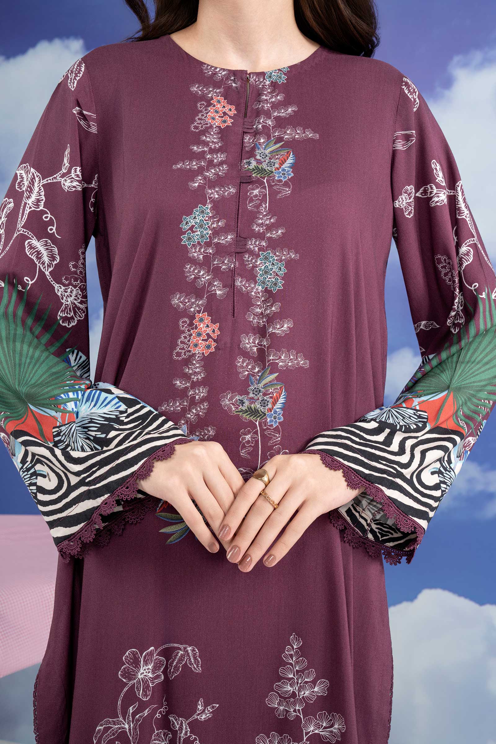 3 Pc Printed Khaddar Suit