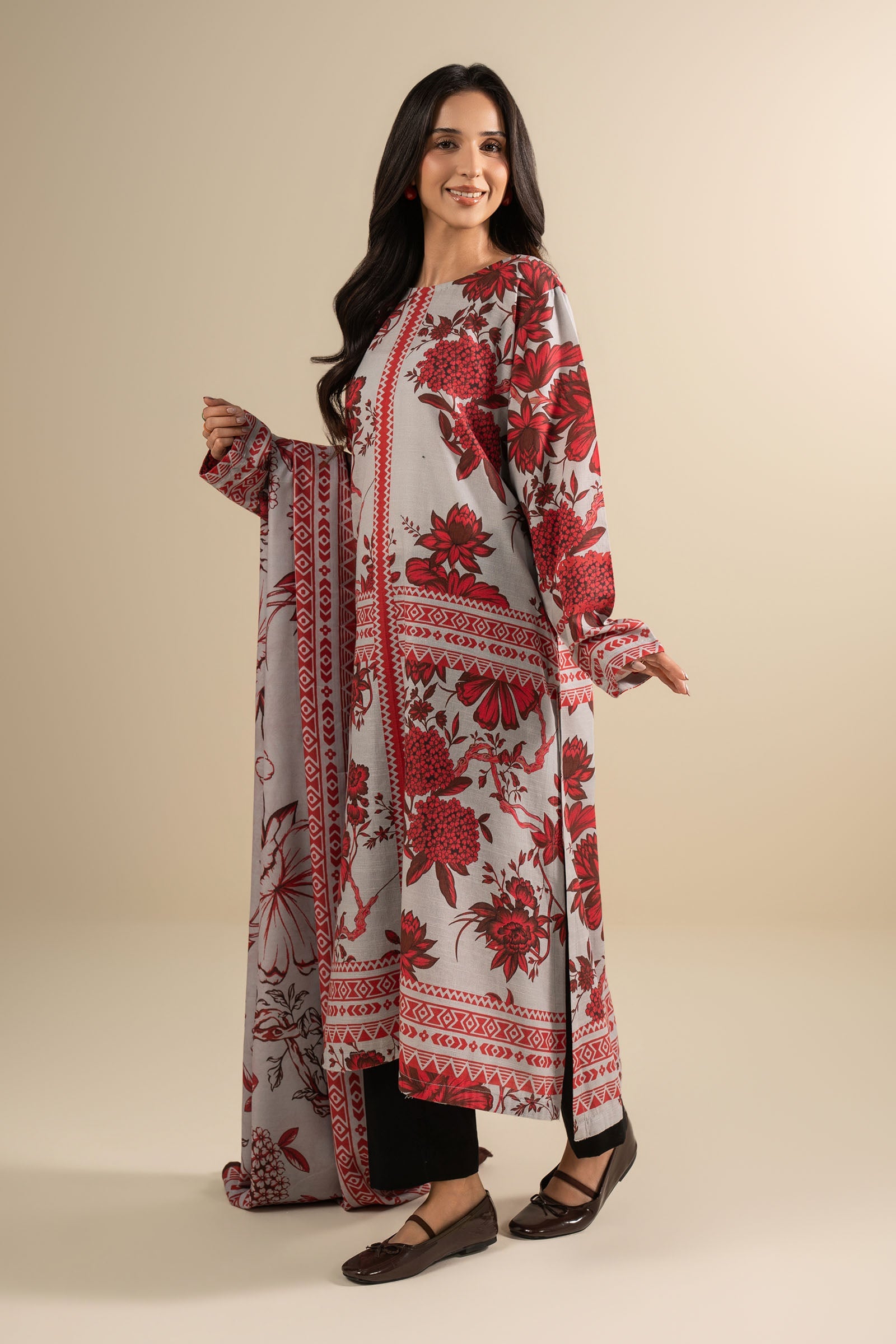2 Pc Printed Khaddar Suit