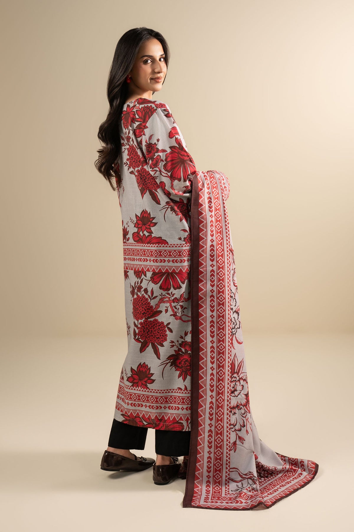 2 Pc Printed Khaddar Suit