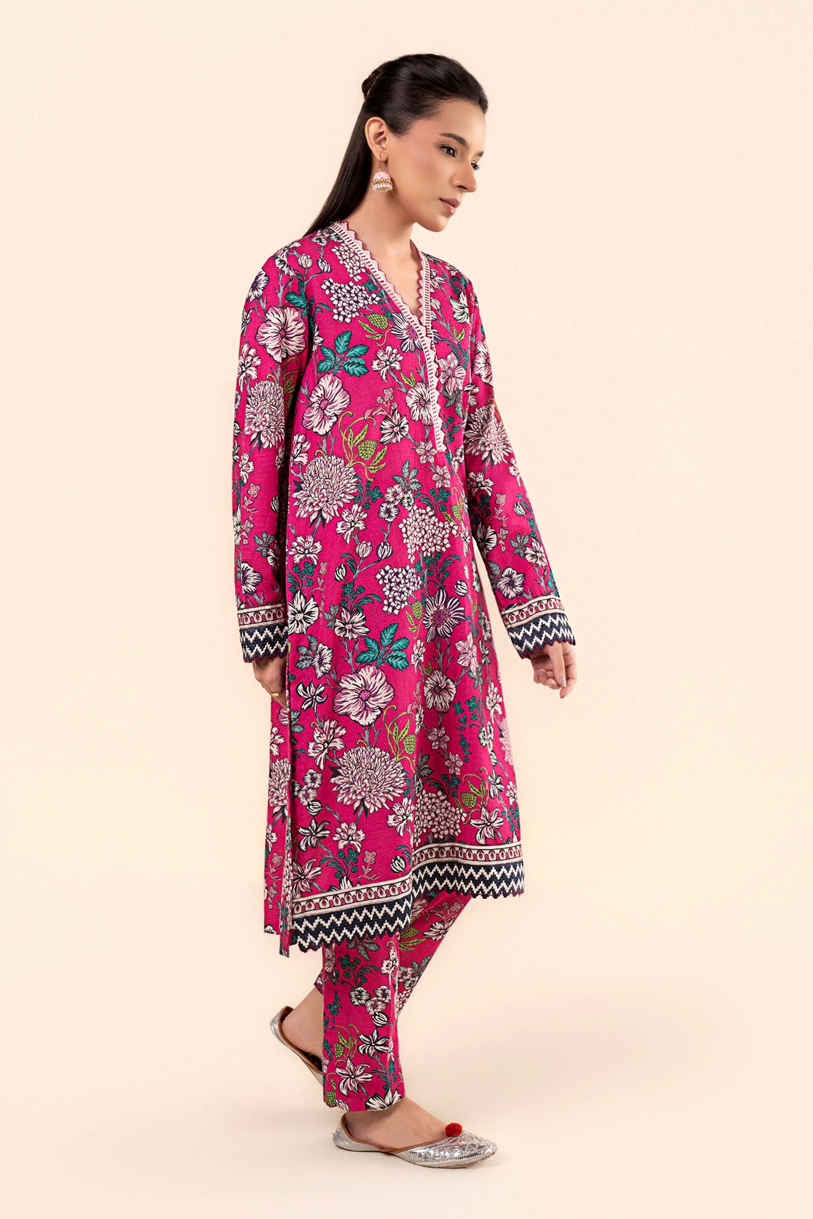 2 Pc Embroidered Slub Khaddar Suit