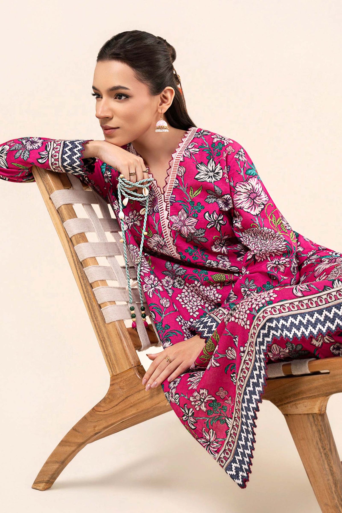 2 Pc Embroidered Slub Khaddar Suit