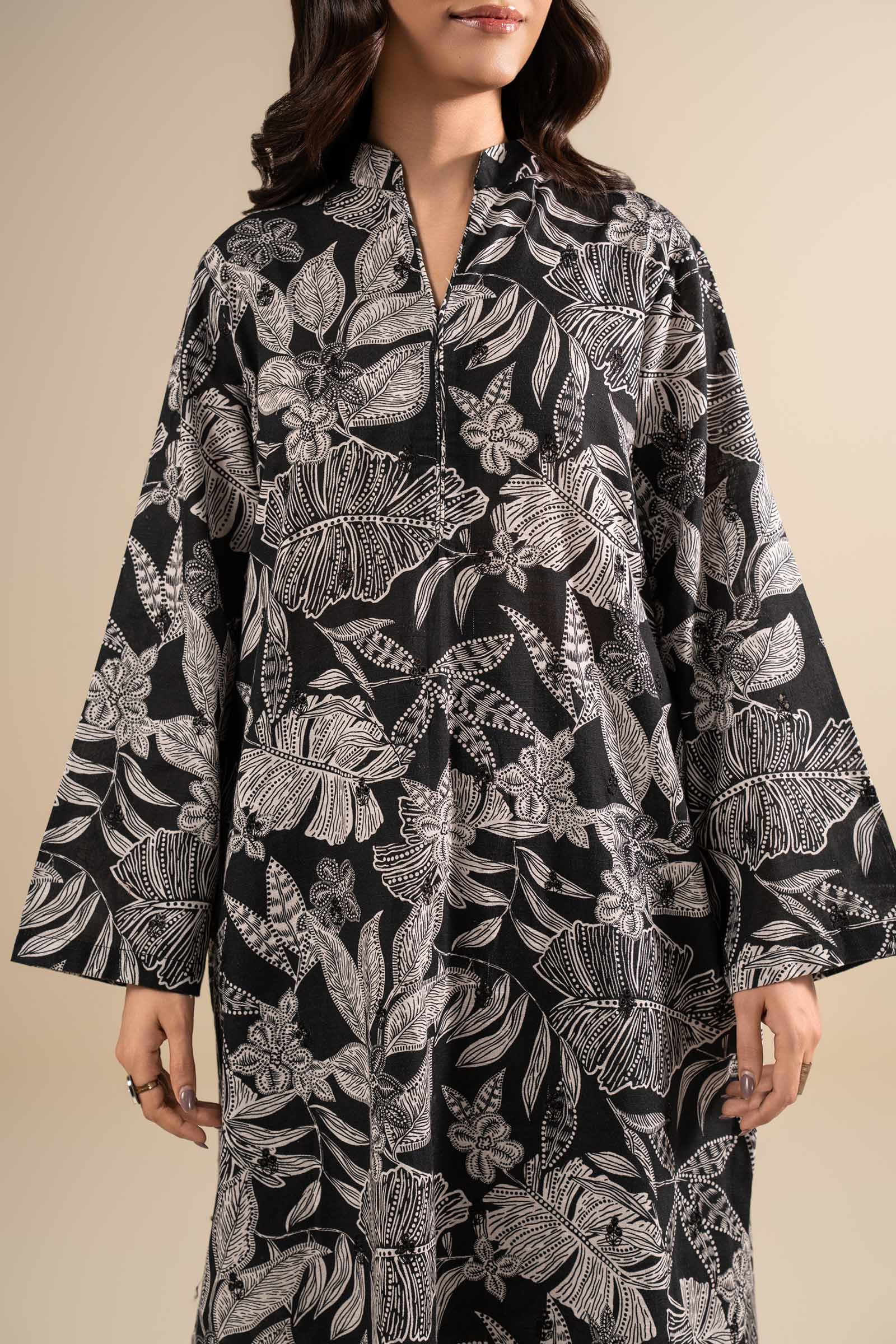 2 Pc Embroidered Khaddar Suit