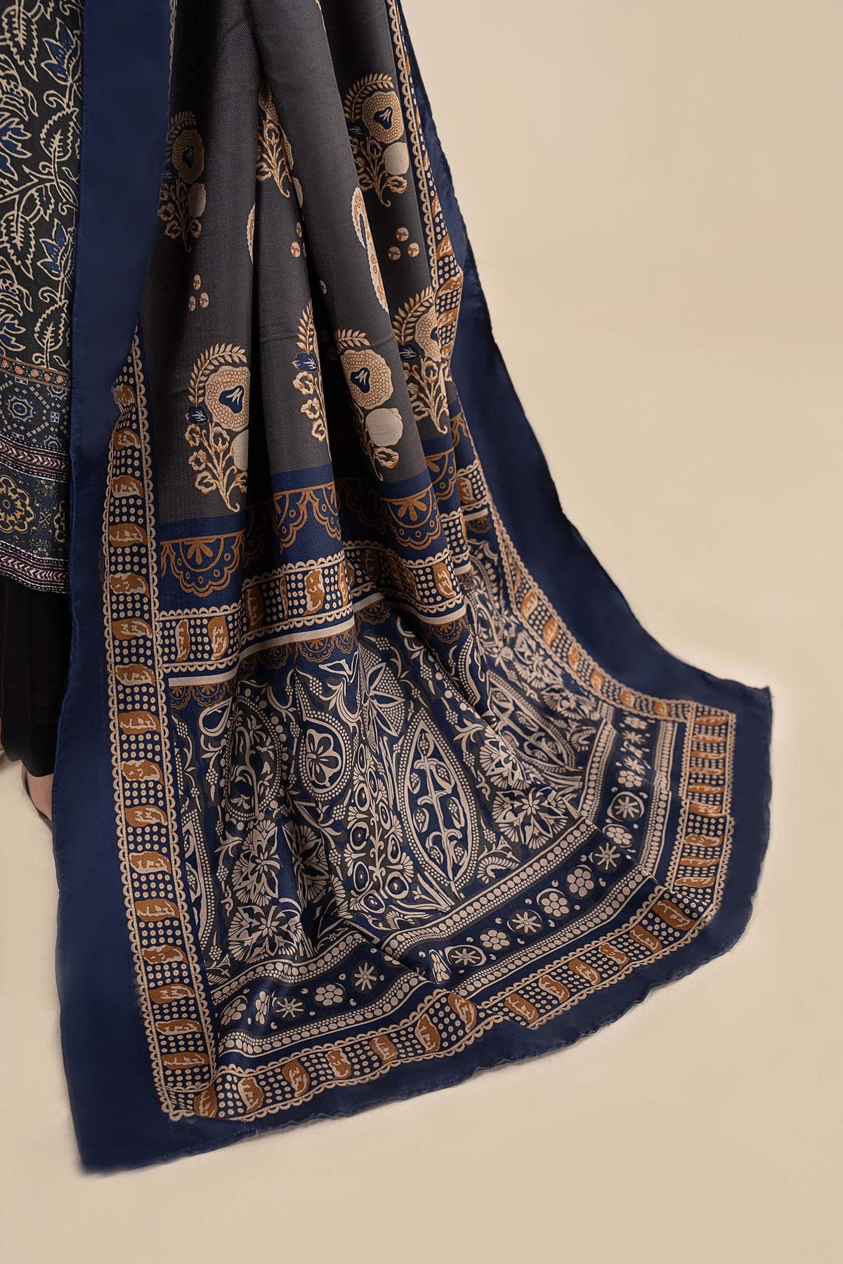 2 Pc Embroidered Marina Twill Suit