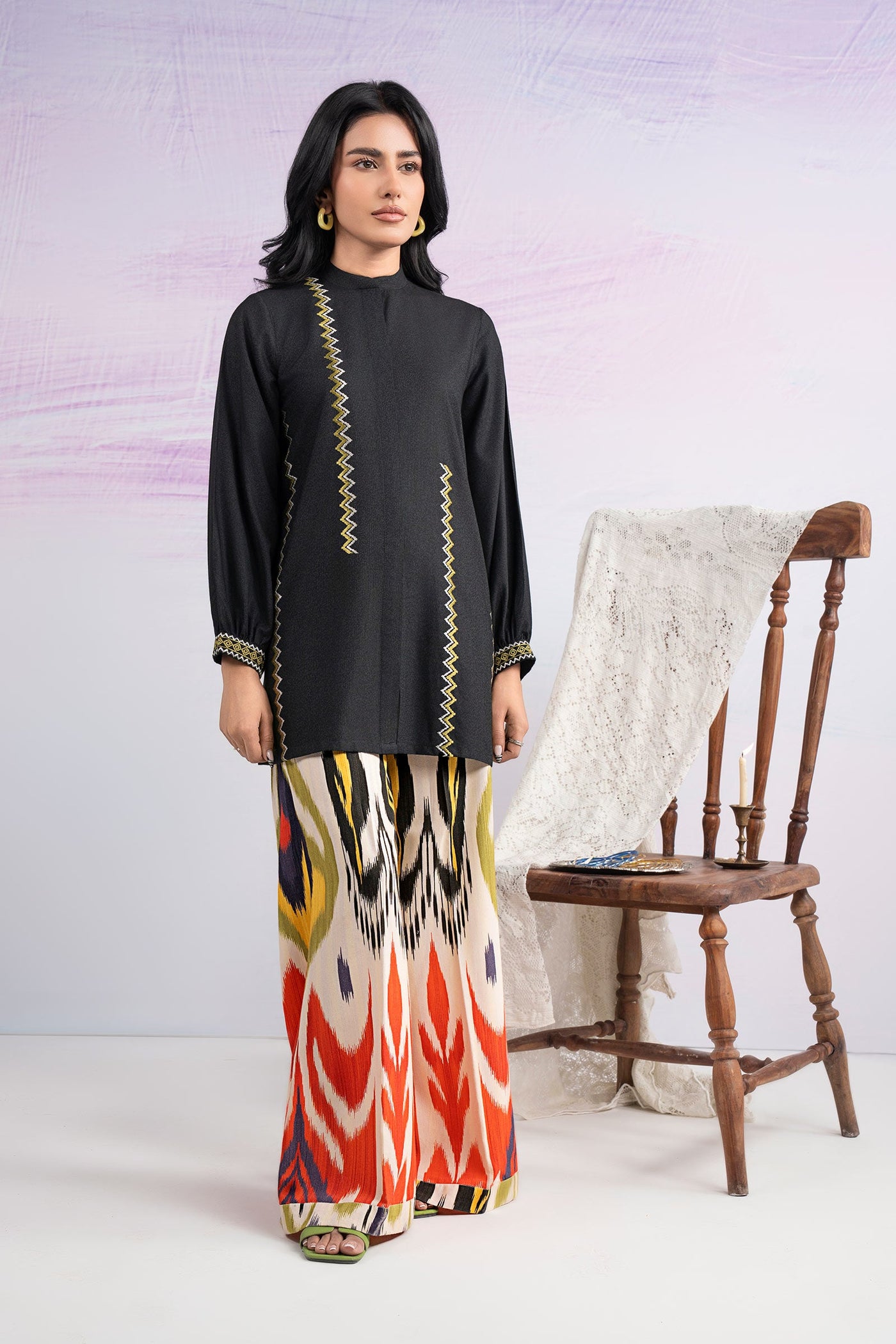 2 Pc Embroidered Karandi Suit