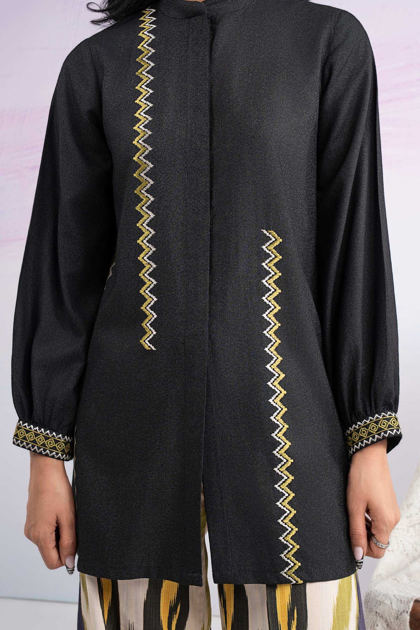 2 Pc Embroidered Karandi Suit