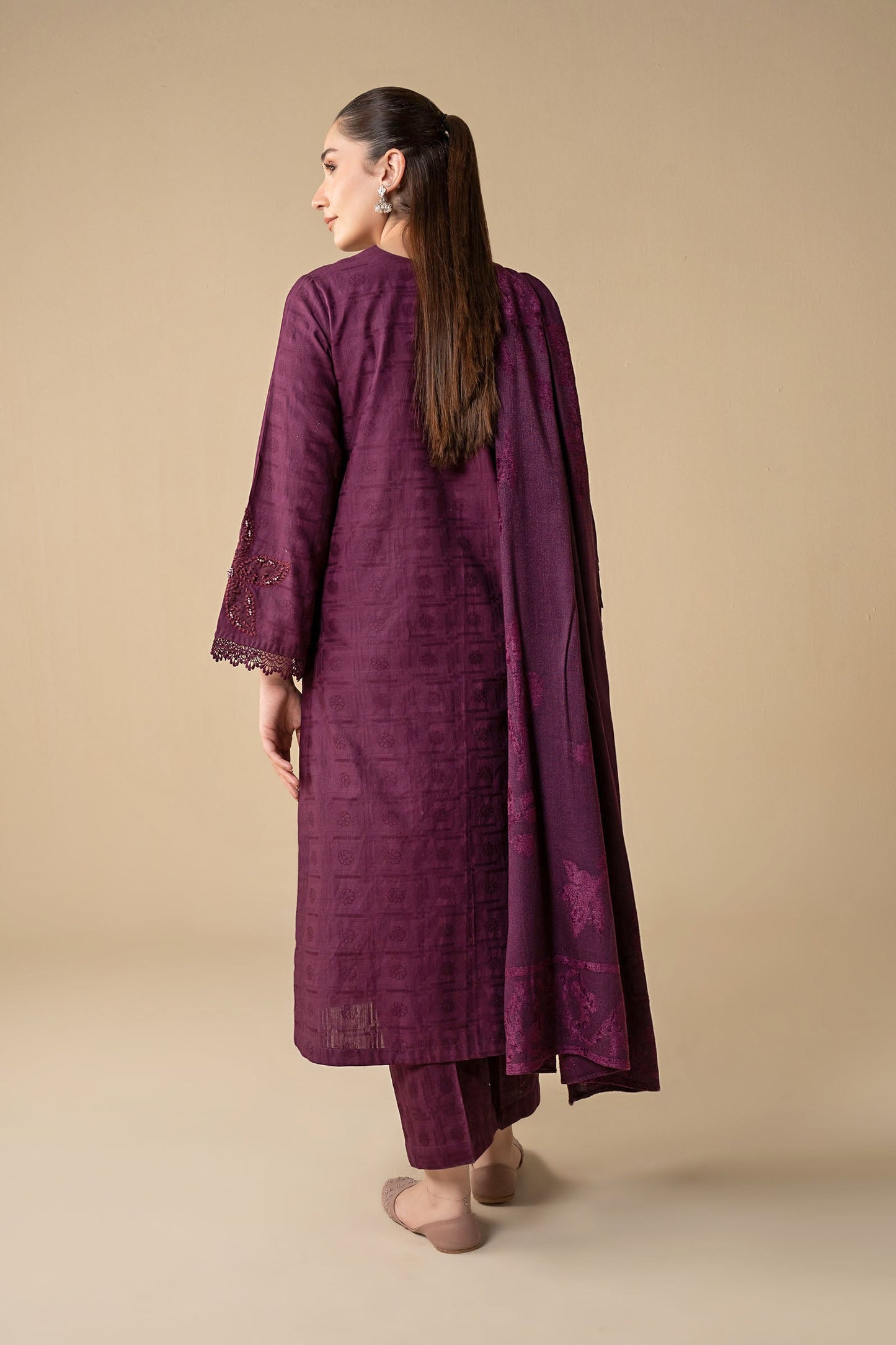 3 Pc Embroidered Khaddar Jacquard Suit