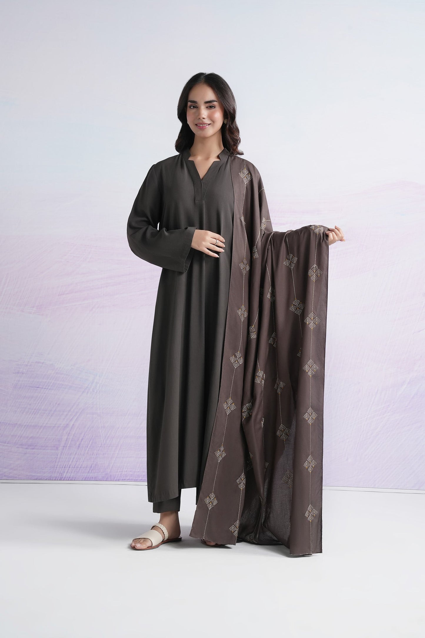 Embroidered Linen Viscose Shawl