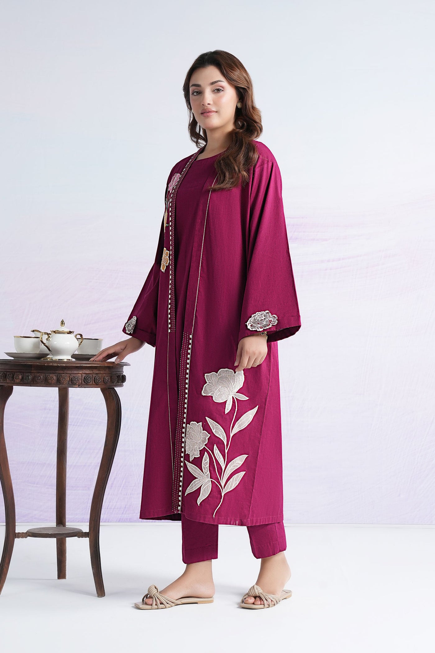 2 Pc Embroidered Crosshatch Suit