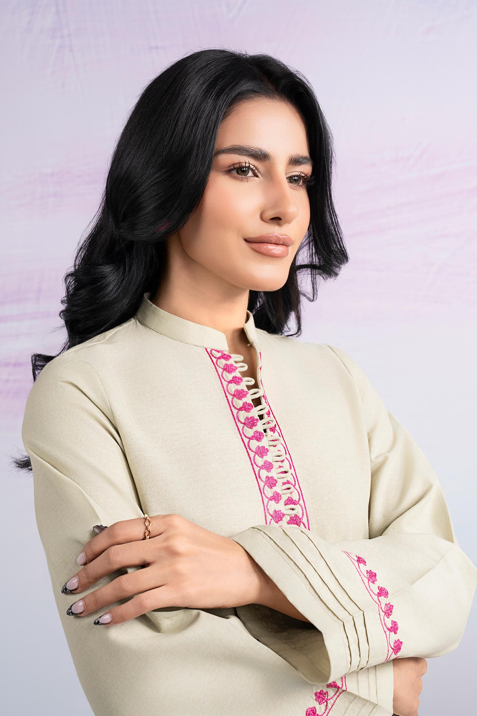 2 Pc Embroidered Crisp Linen Suit