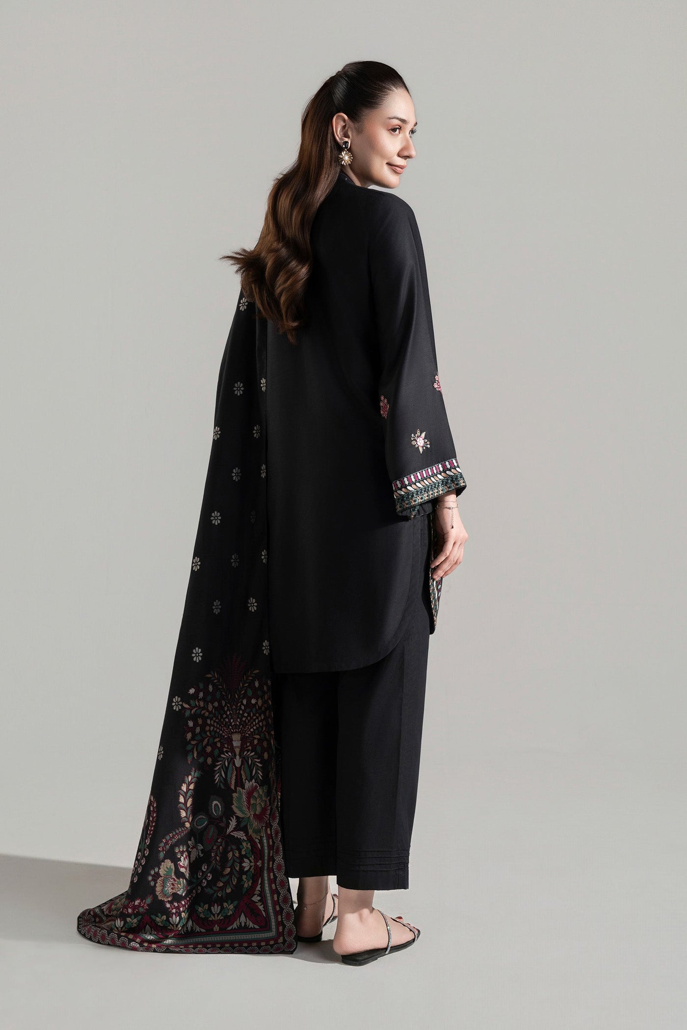 2 Pc Embroidered Herringbone Suit