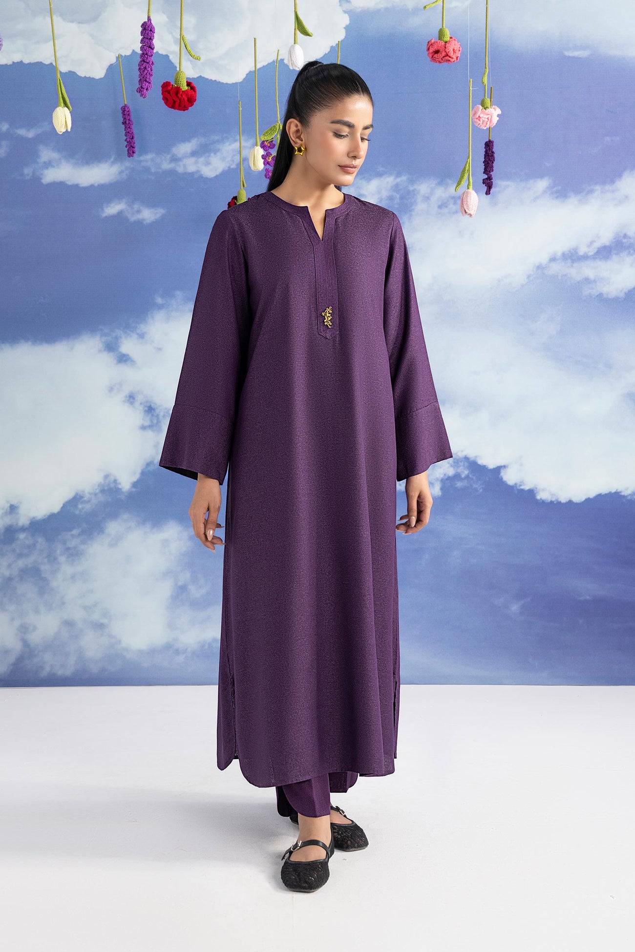 2 Pc Dyed Karandi Suit