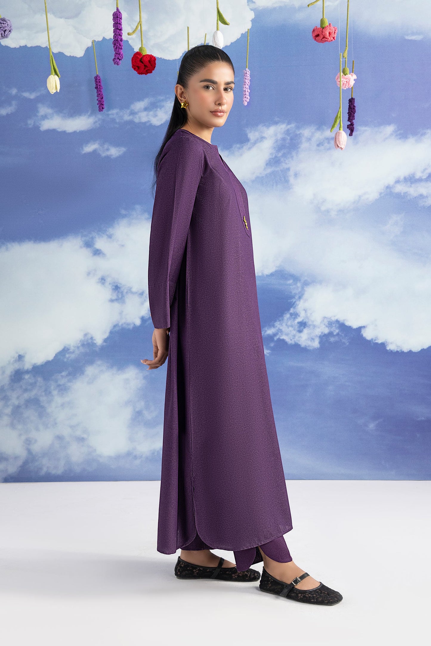 2 Pc Dyed Karandi Suit