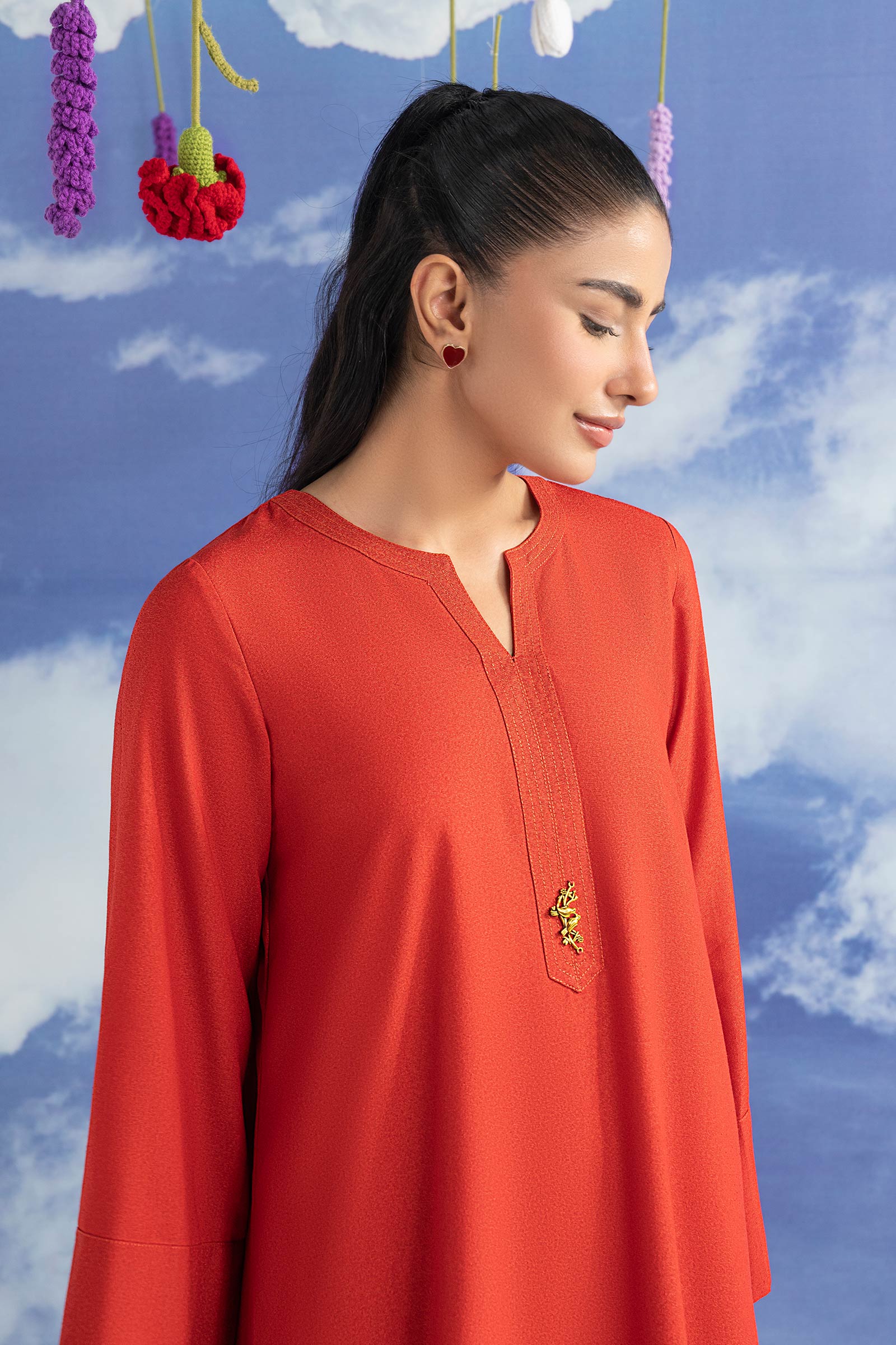 2 Pc Dyed Karandi Suit