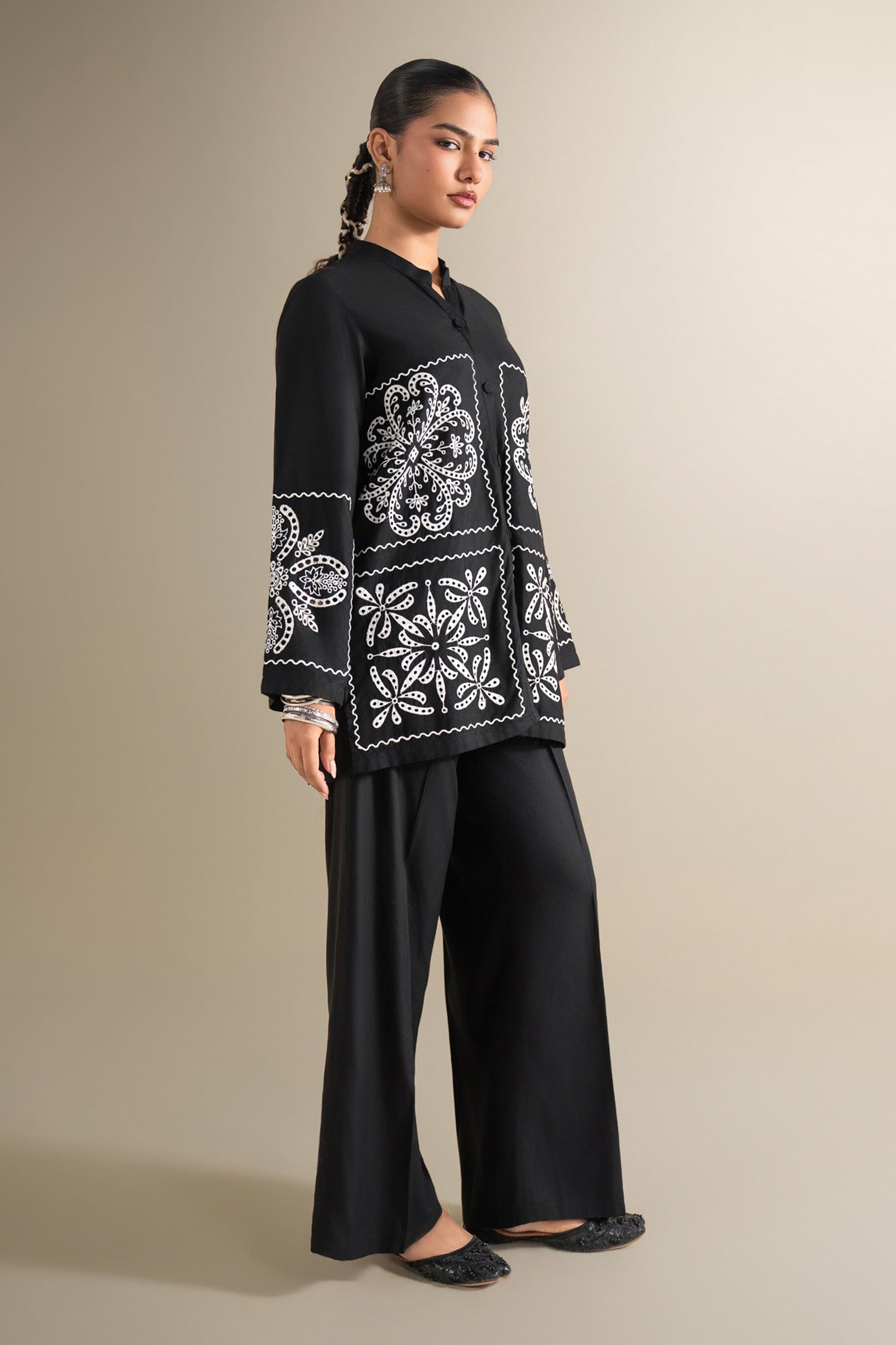 2 Pc Embroidered Linen Suit