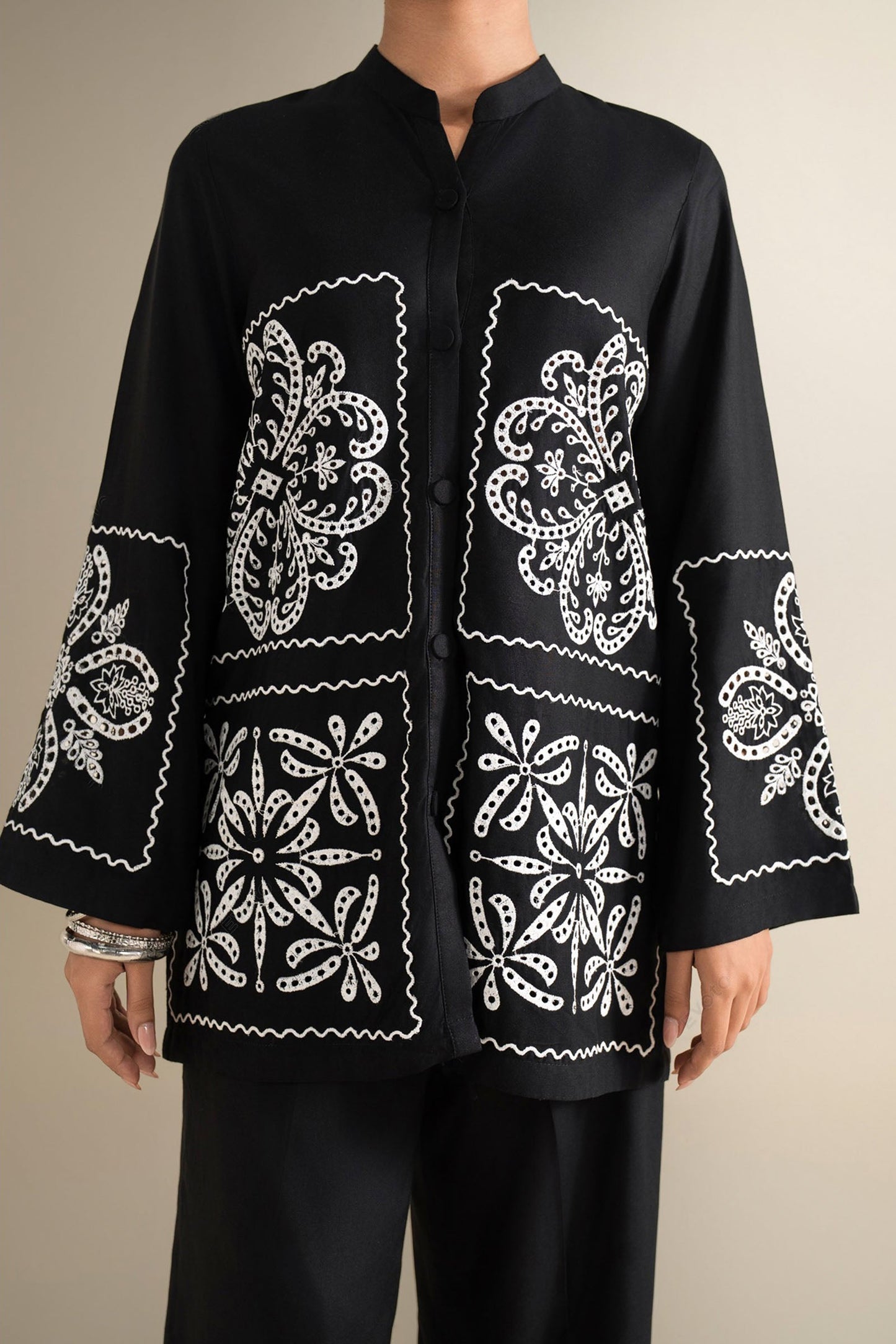 2 Pc Embroidered Linen Suit