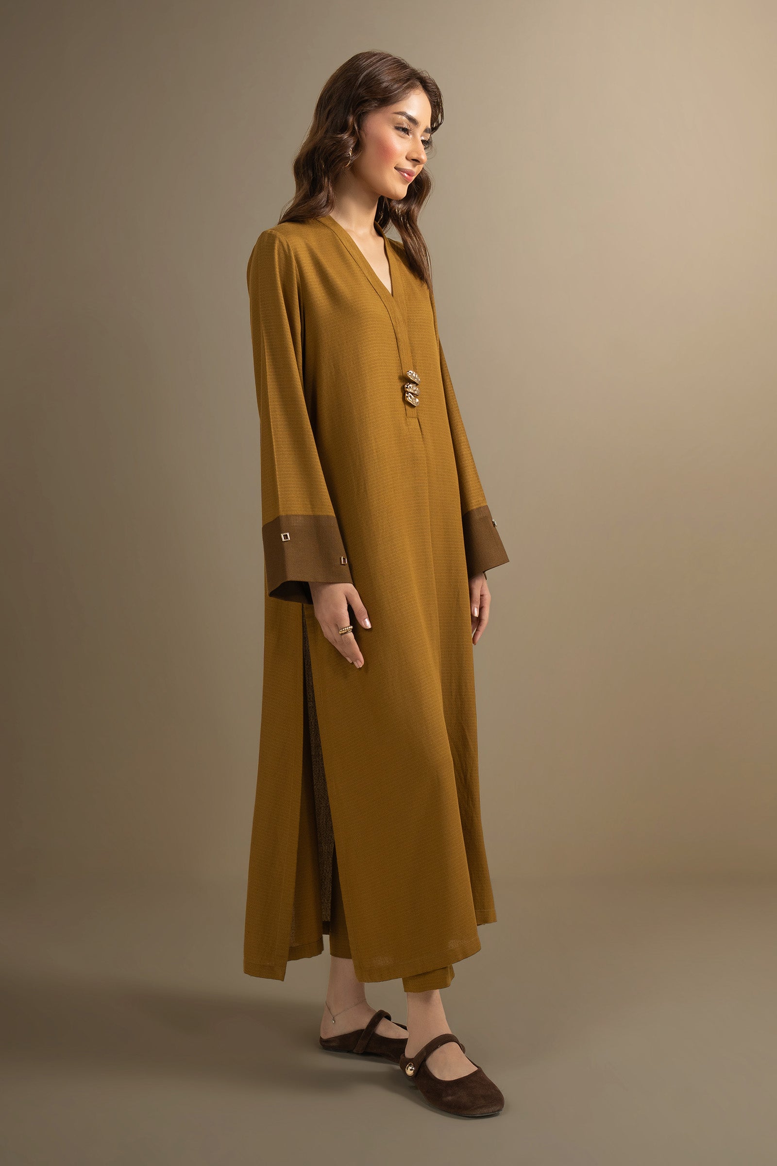 2 Pc Dyed Karandi Suit