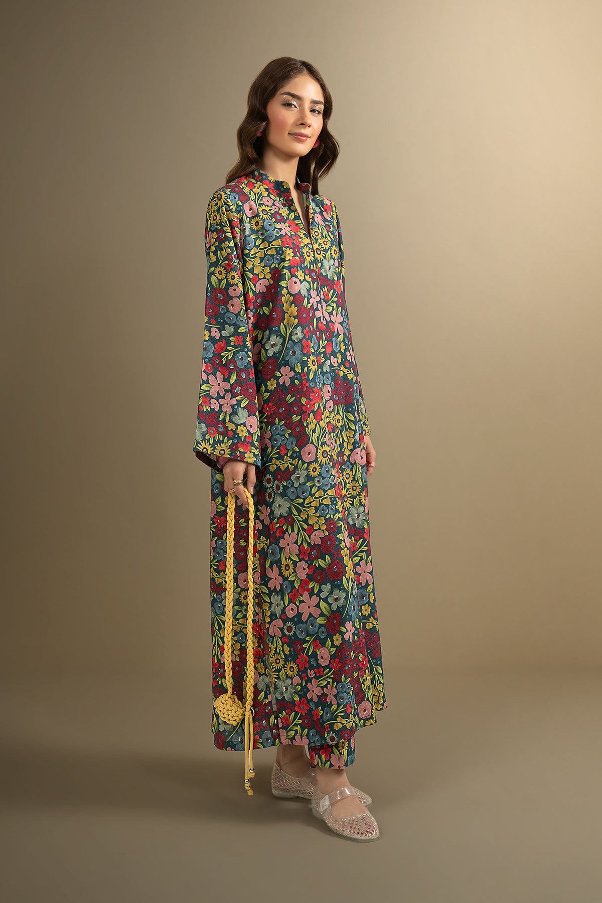 2 Pc Embroidered Karandi Suit
