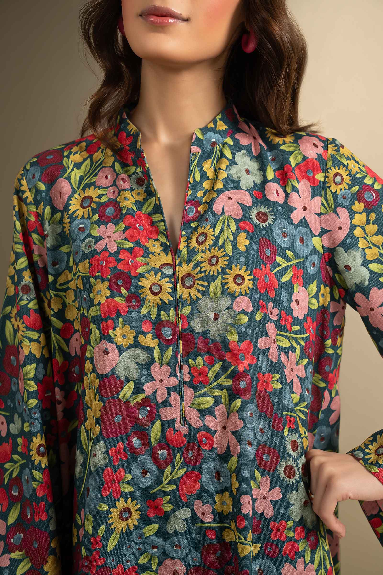 2 Pc Embroidered Karandi Suit