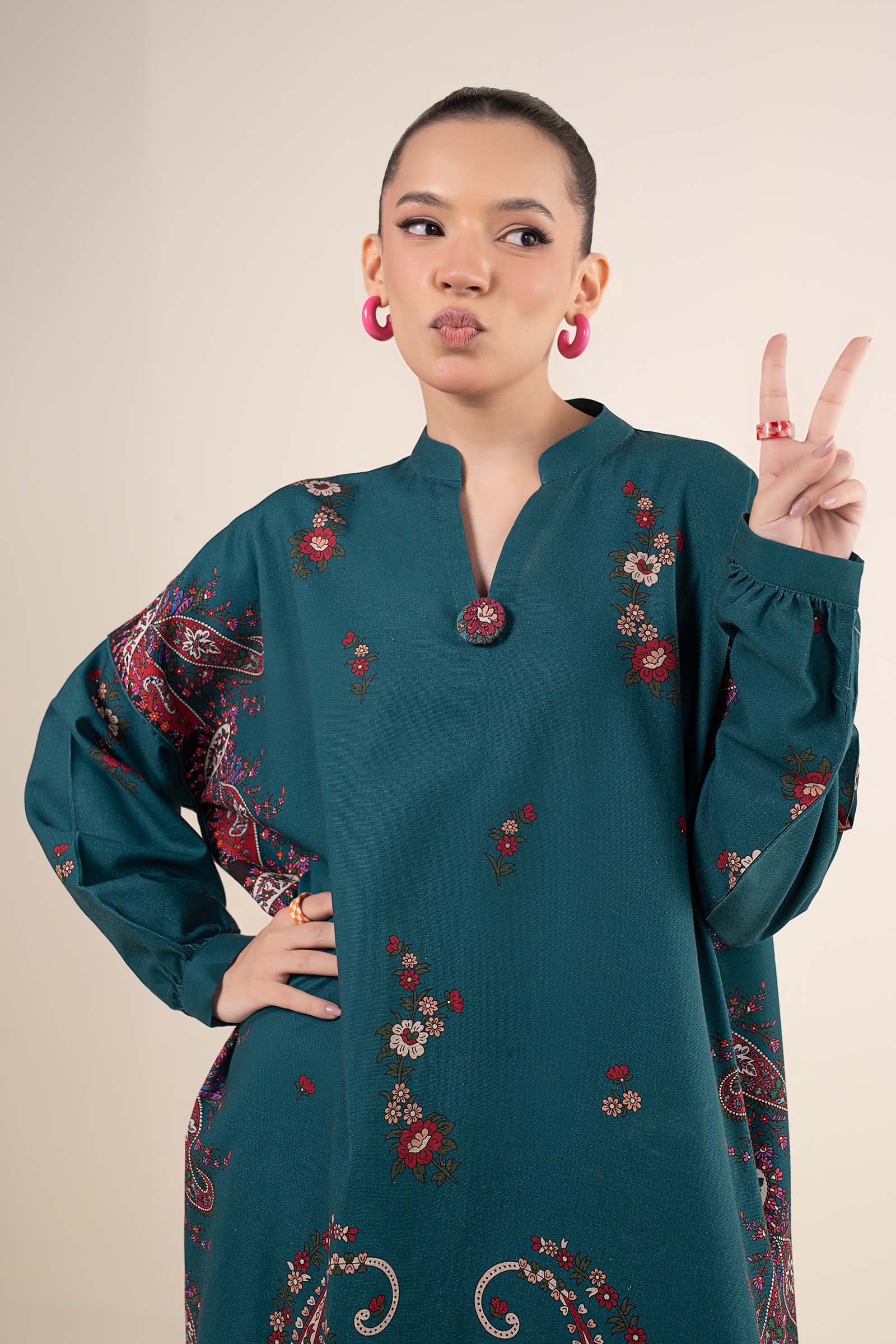2 Pc Printed Khaddar Suit