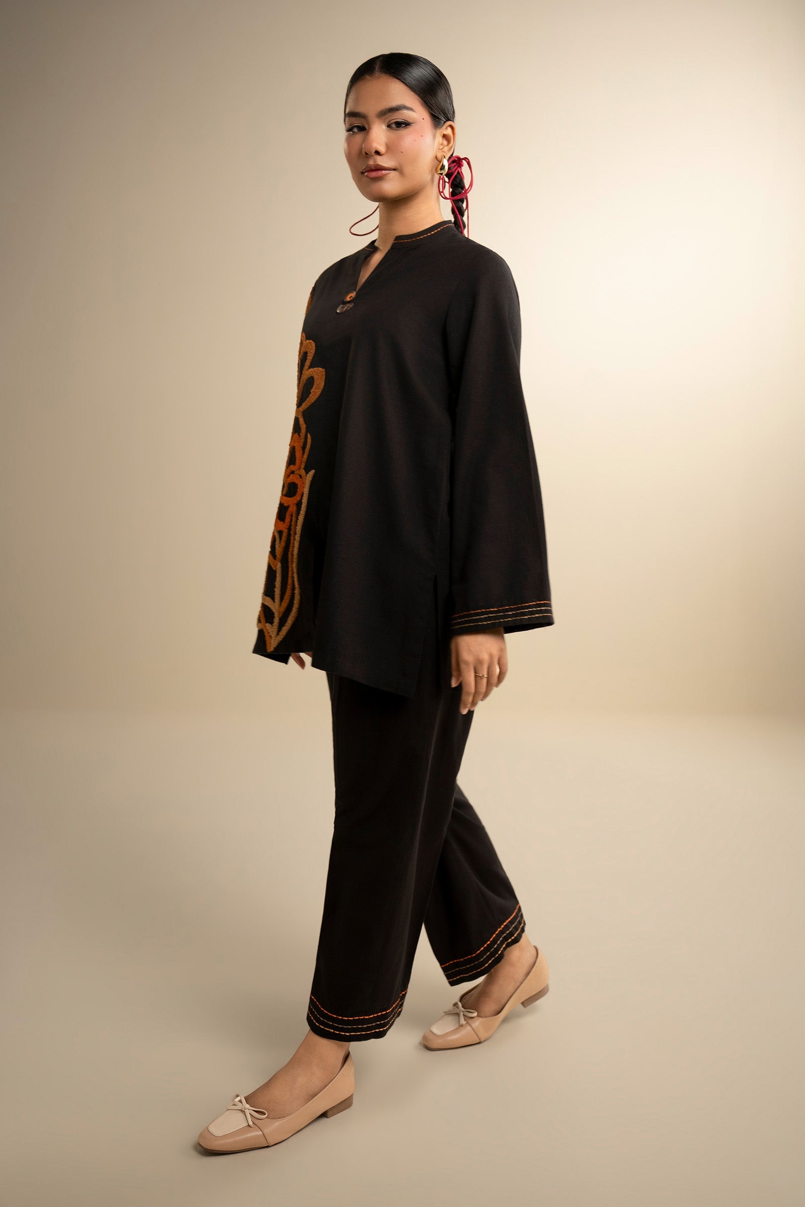 2 Pc Embroidered Khaddar Suit