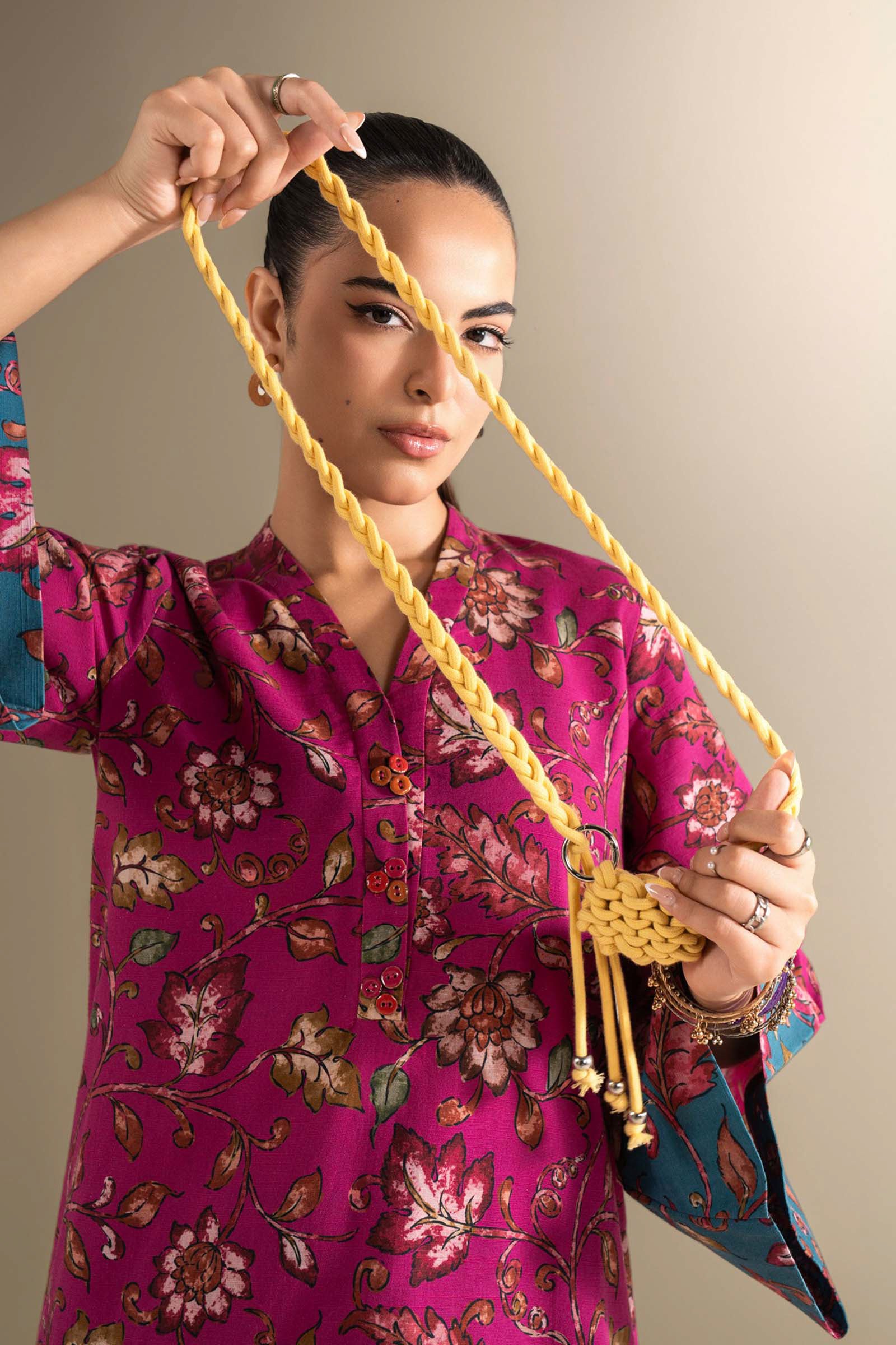 2 Pc Printed Khaddar Suit