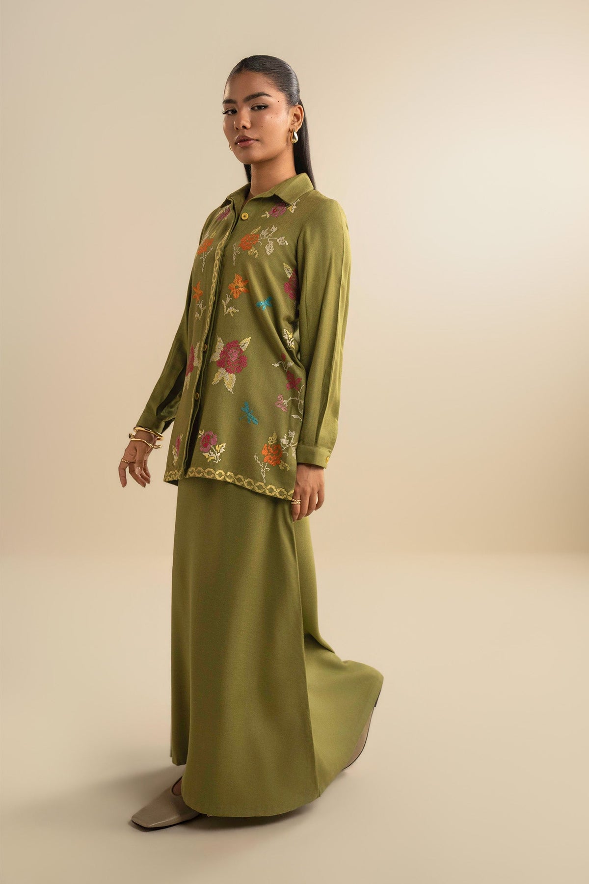 2 Pc Embroidered Alpine Wool Suit
