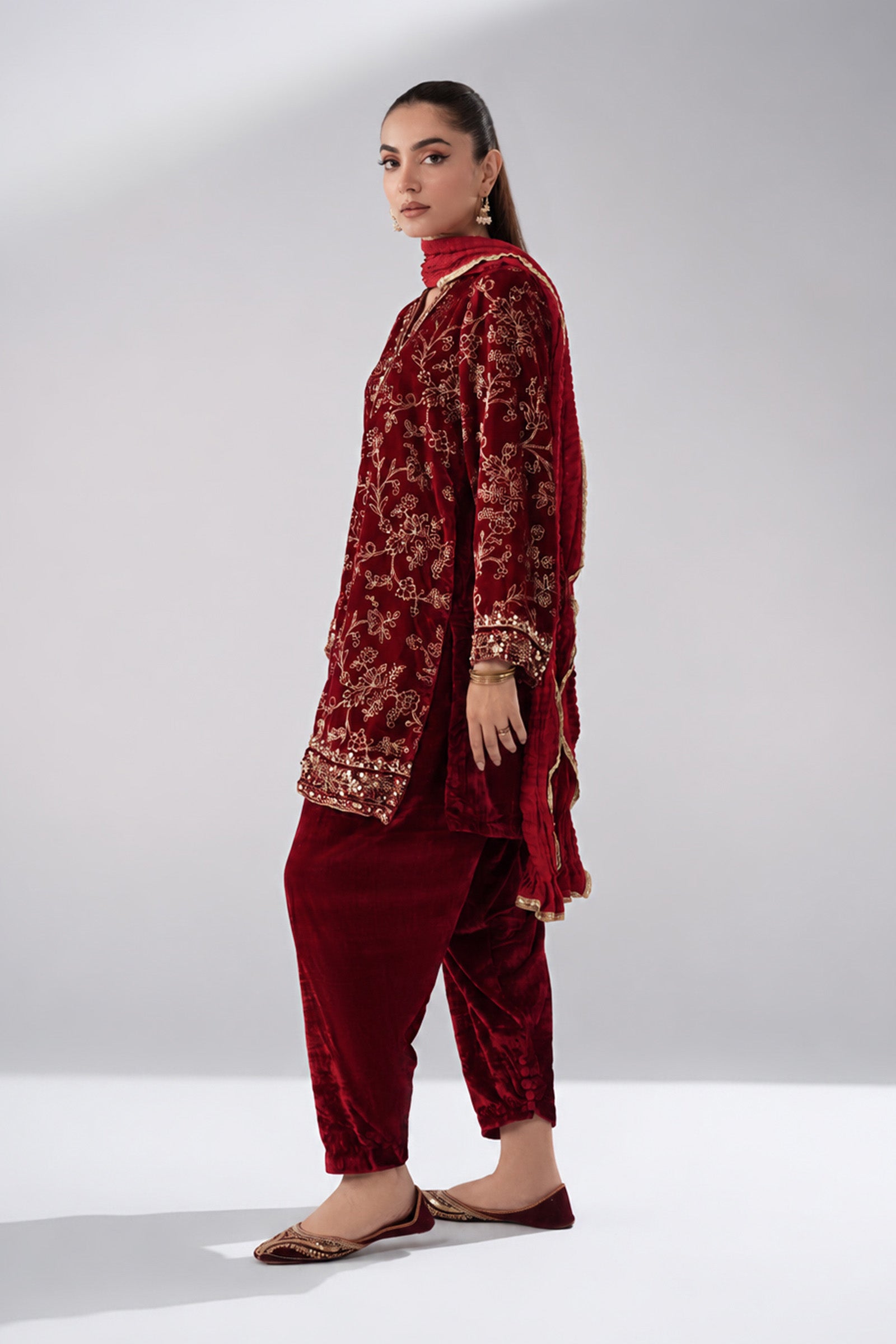 3 Pc Embellished Velvet Suit