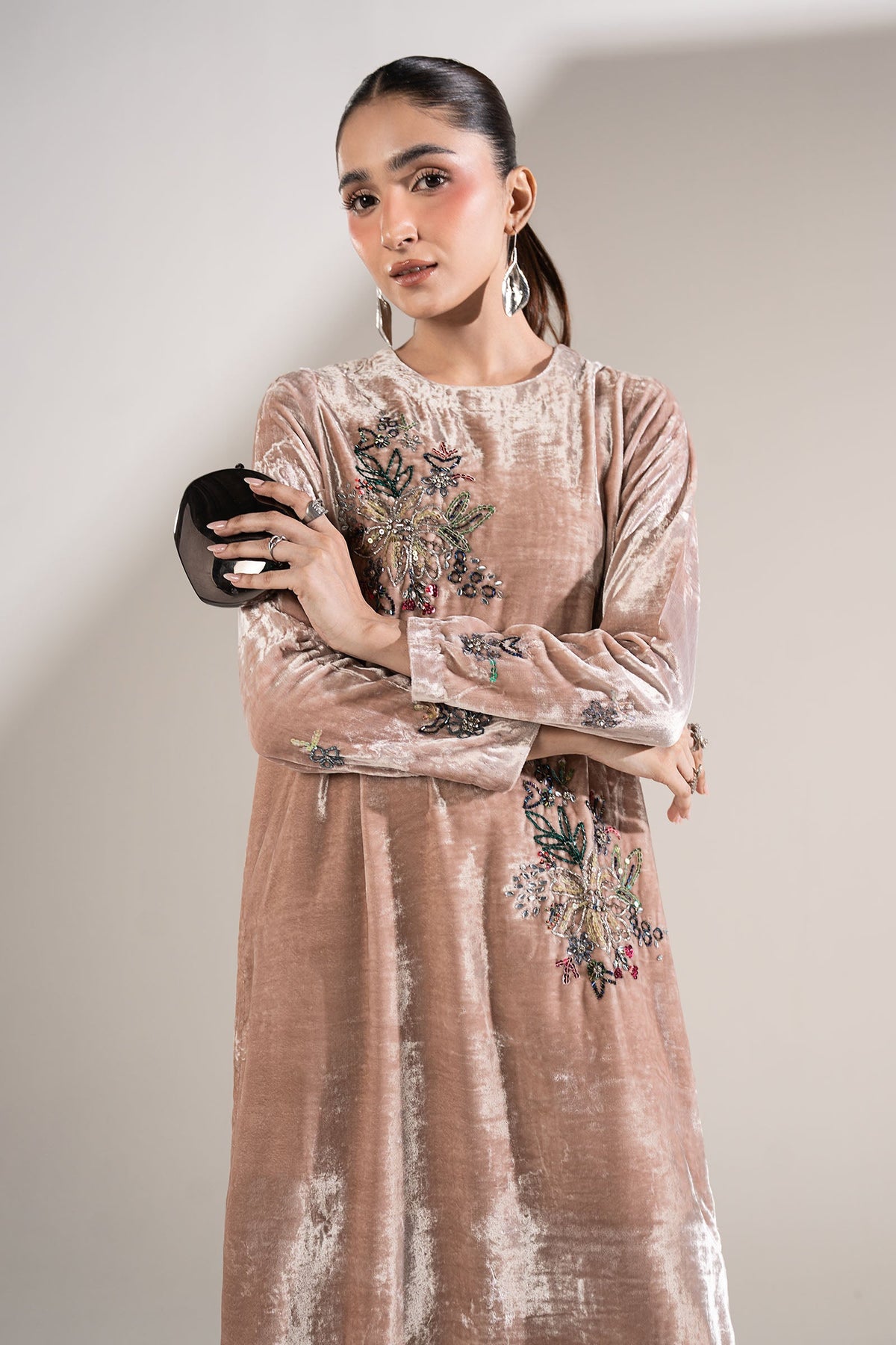 2 Pc Embellished Velvet Suit