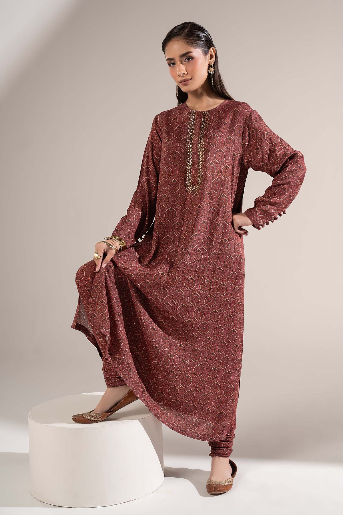 2 Pc Embellished Raw Silk Suit