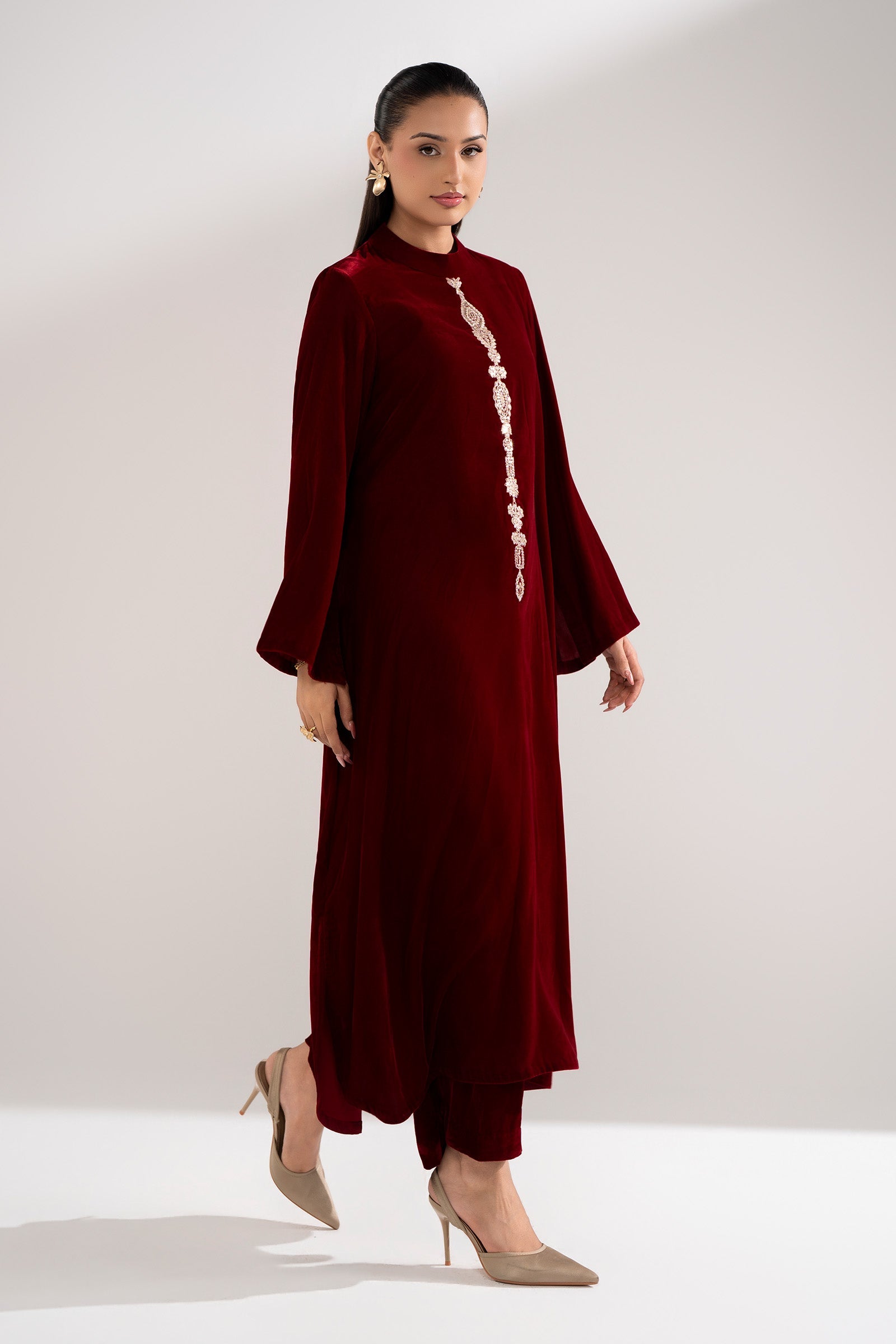 2 Pc Embroidered Velvet Suit