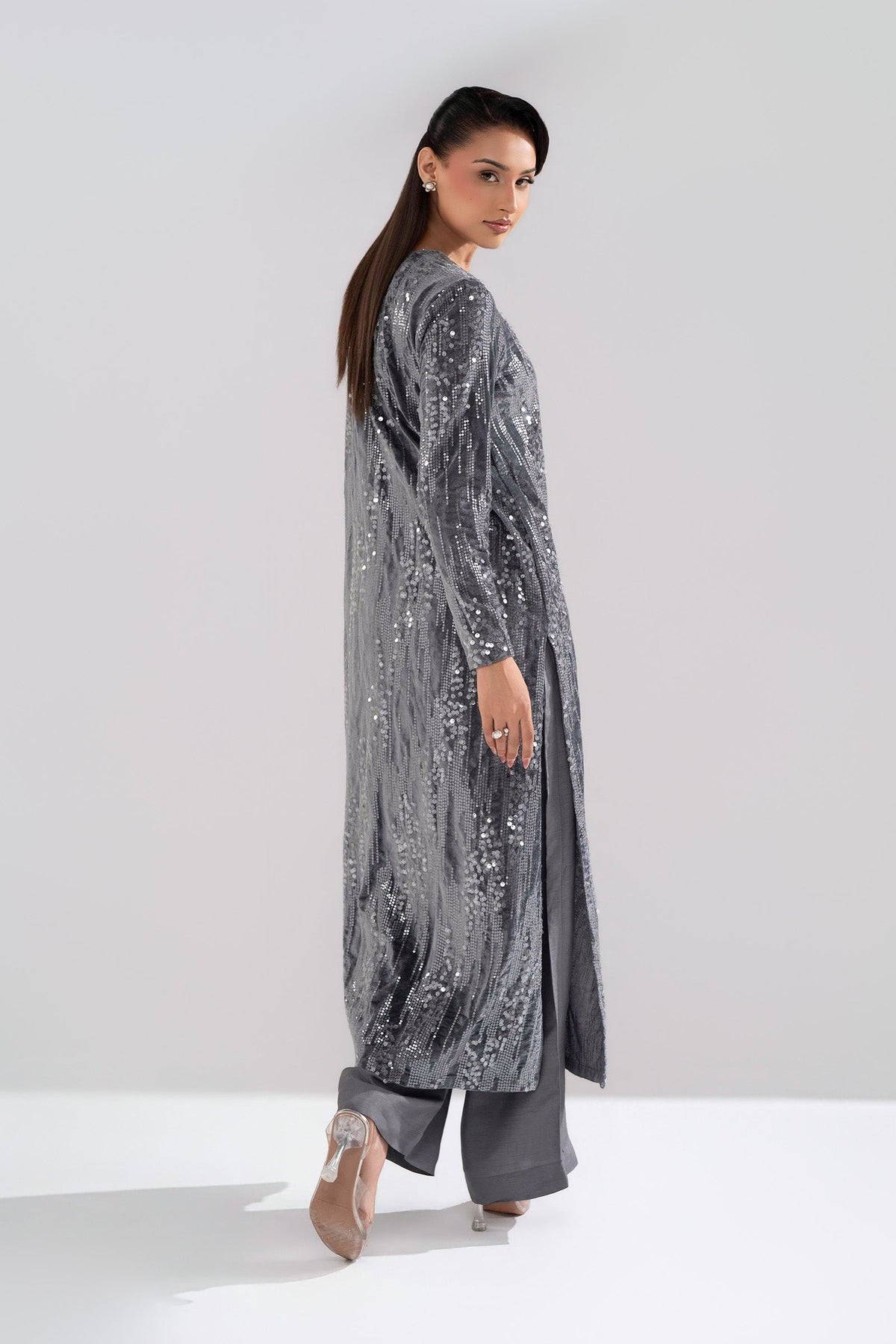 2 Pc Embellished Velvet Suit