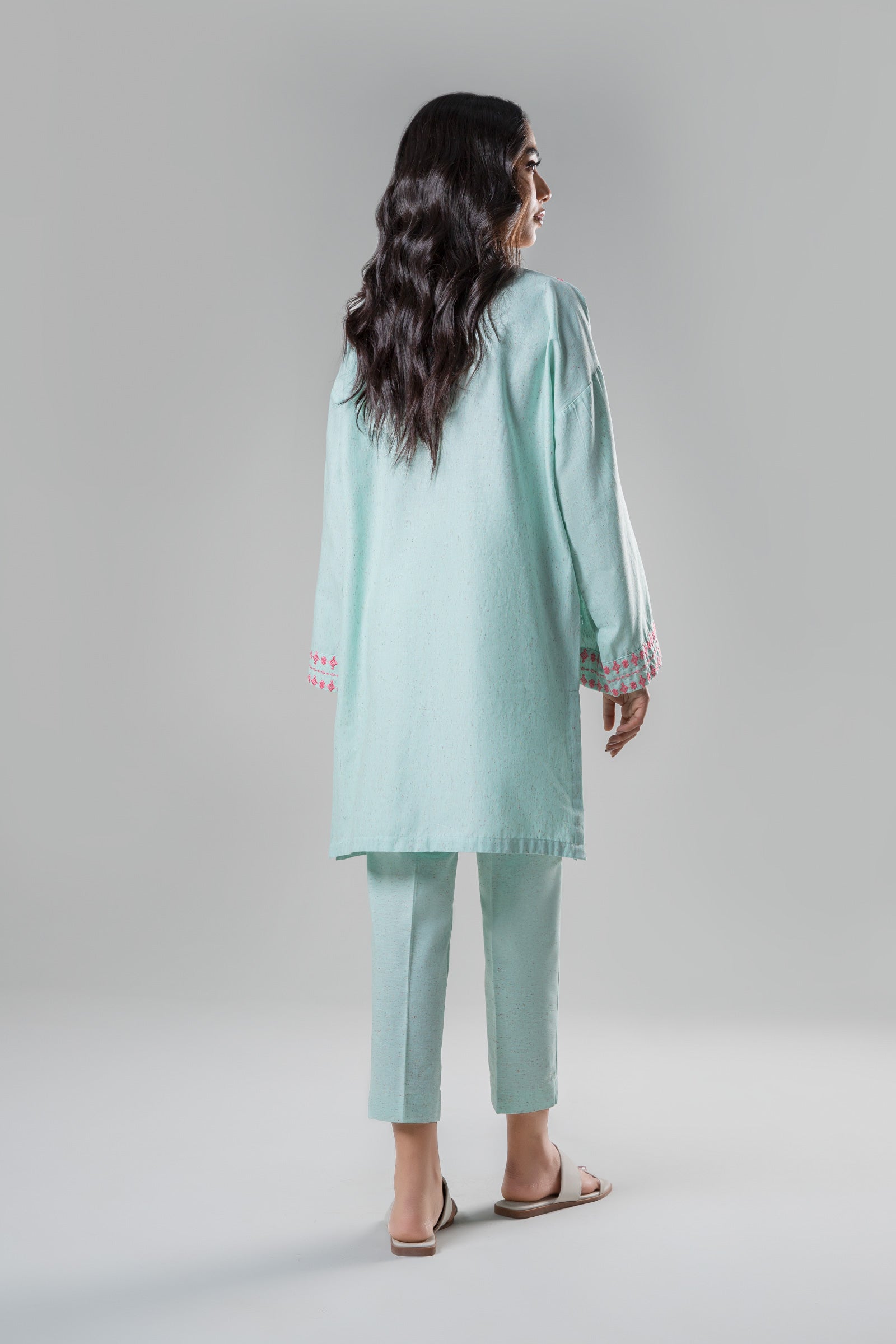 2 Pc Embroidered Neps Suit