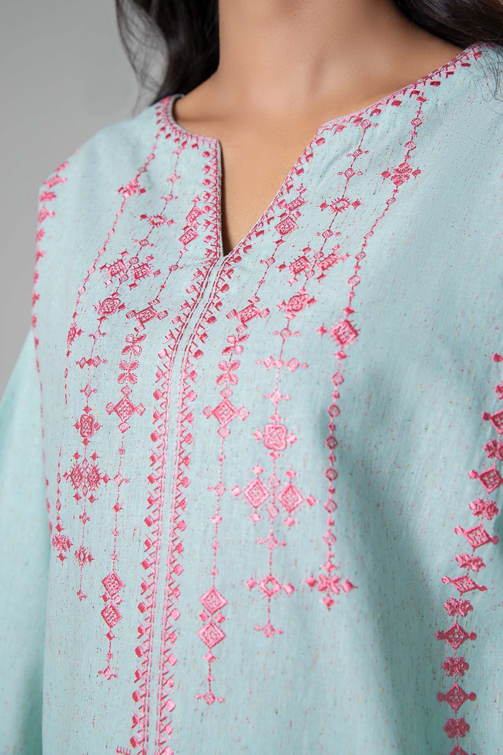 2 Pc Embroidered Neps Suit