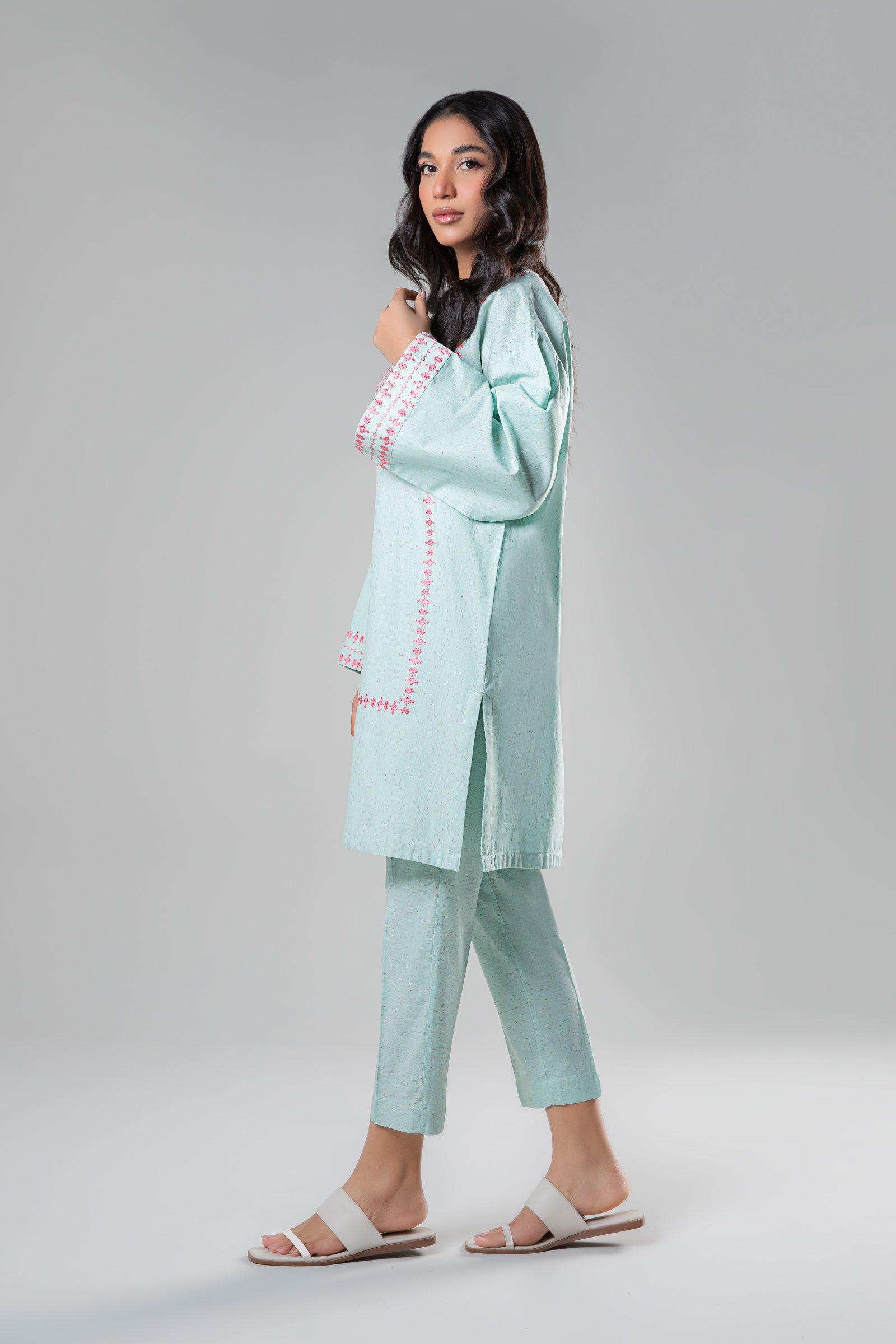 2 Pc Embroidered Neps Suit