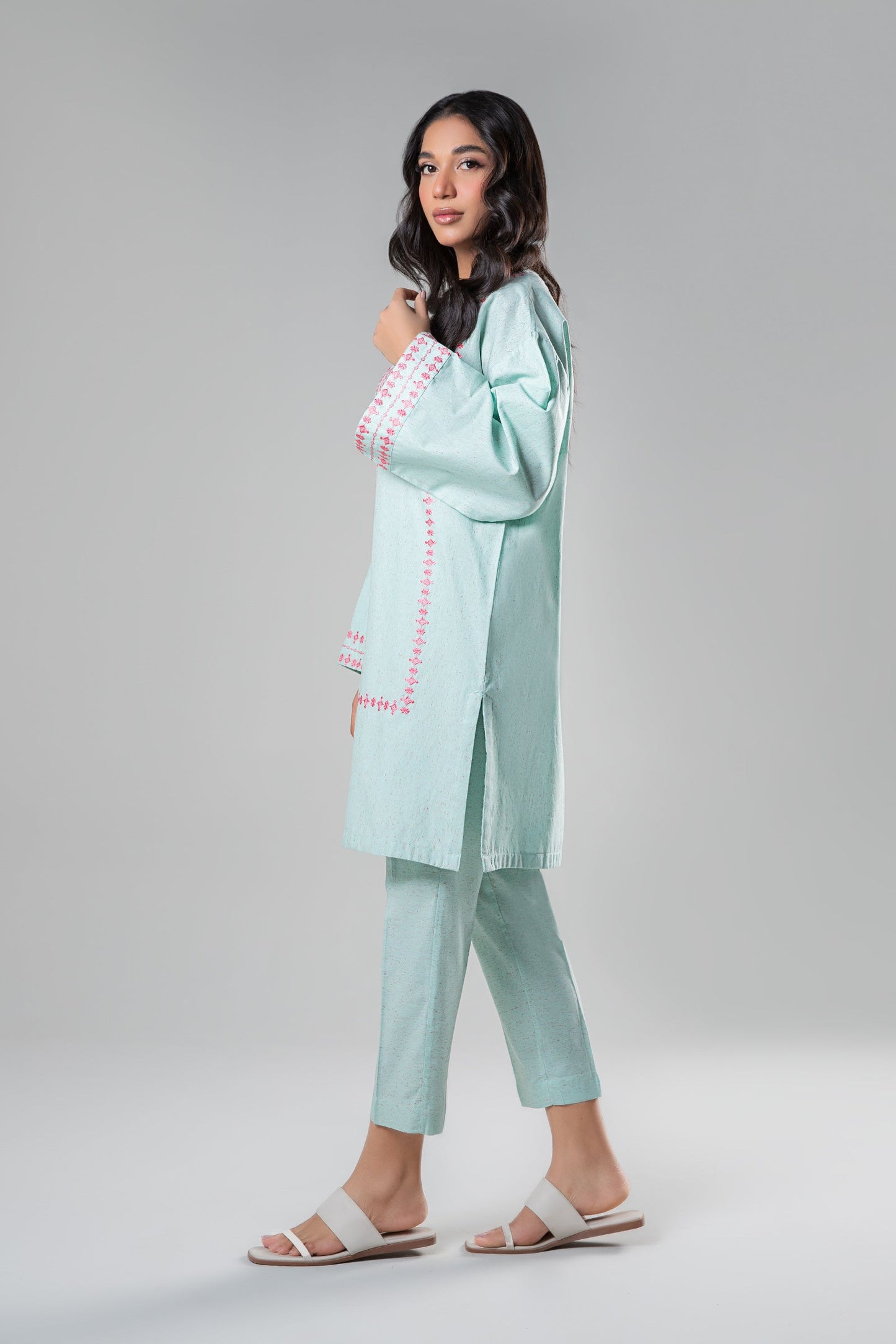 2 Pc Embroidered Neps Suit