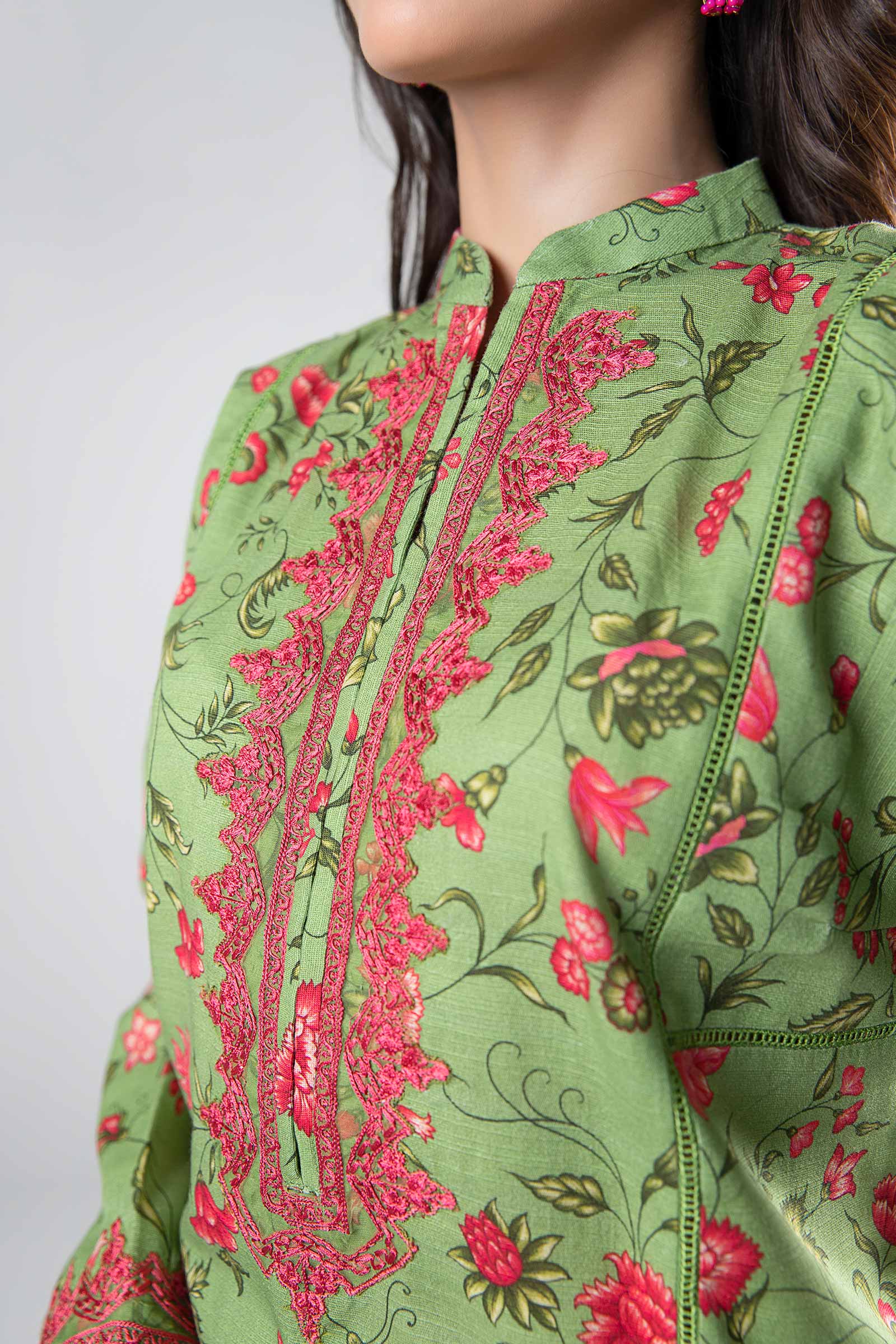 2 Pc Embroidered Khaddar Suit