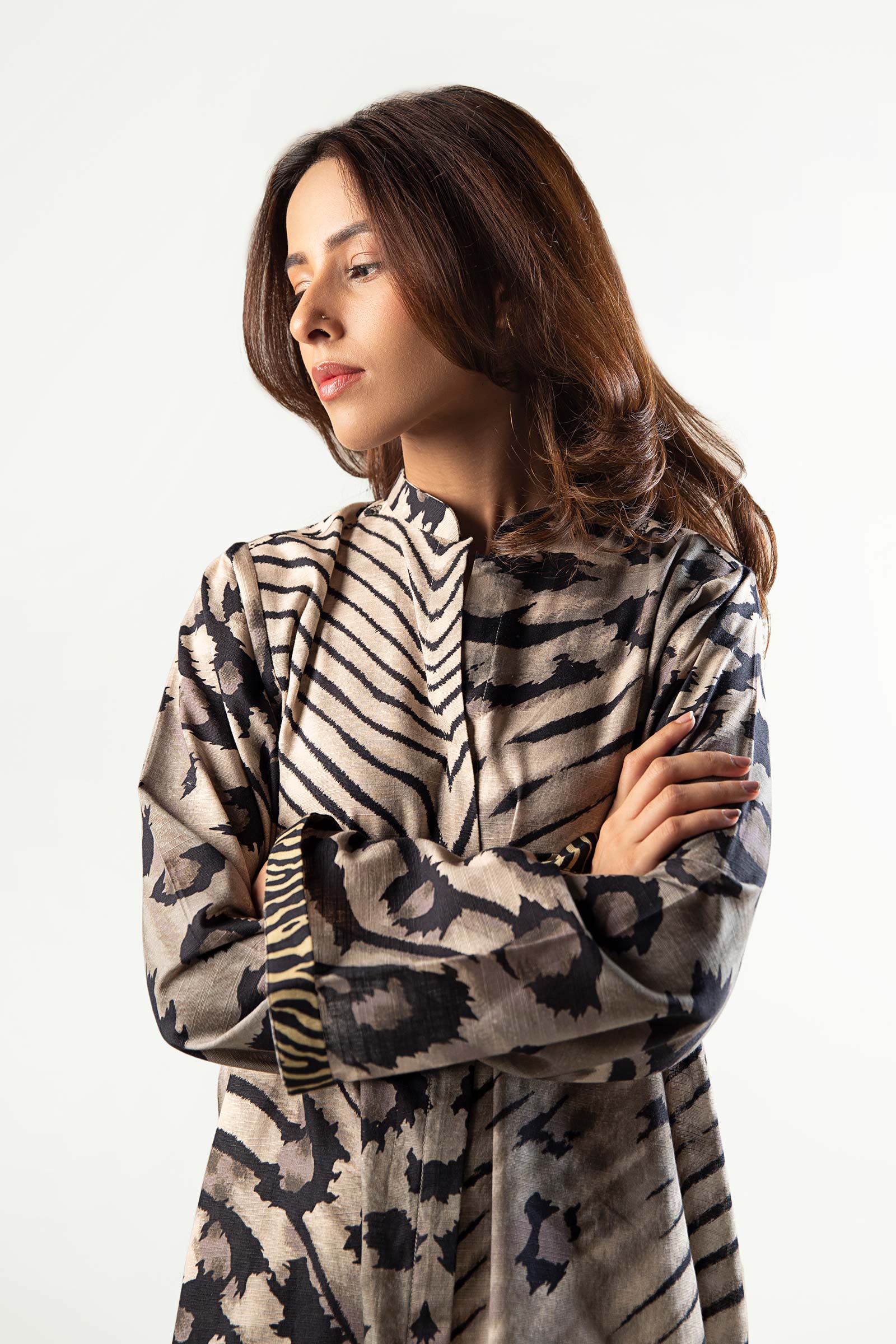 2 Pc Printed Khaddar Suit