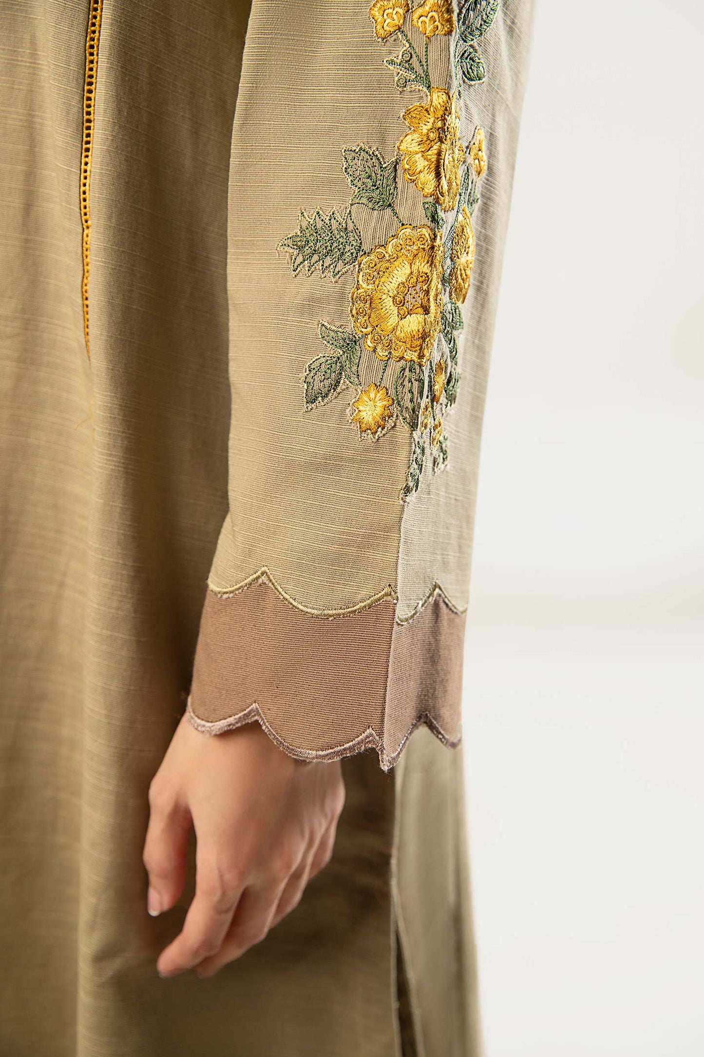 2 Pc Embroidered Khaddar Suit