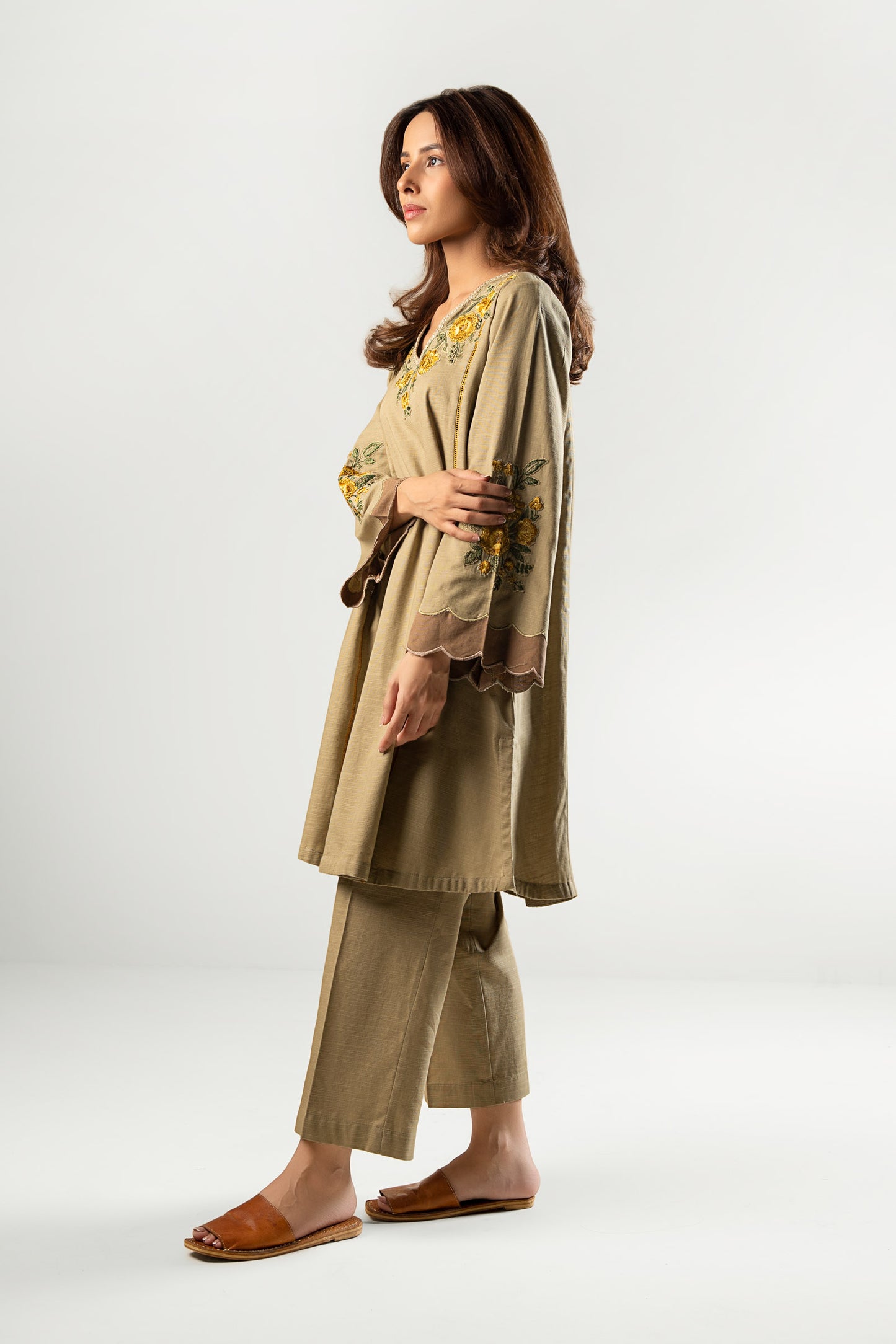 2 Pc Embroidered Khaddar Suit