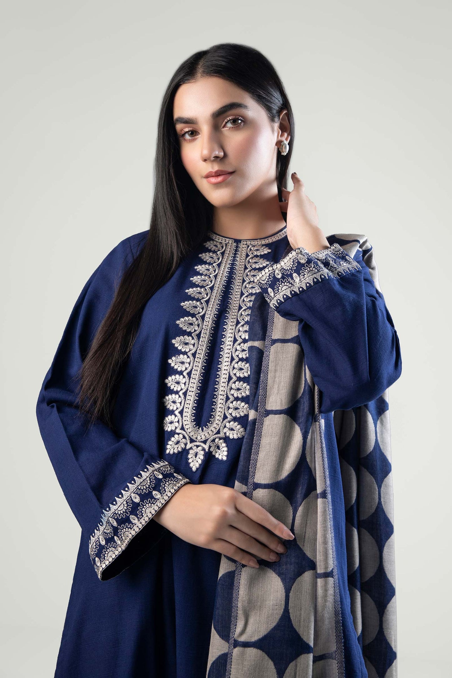 3 Pc Embroidered Khaddar Suit