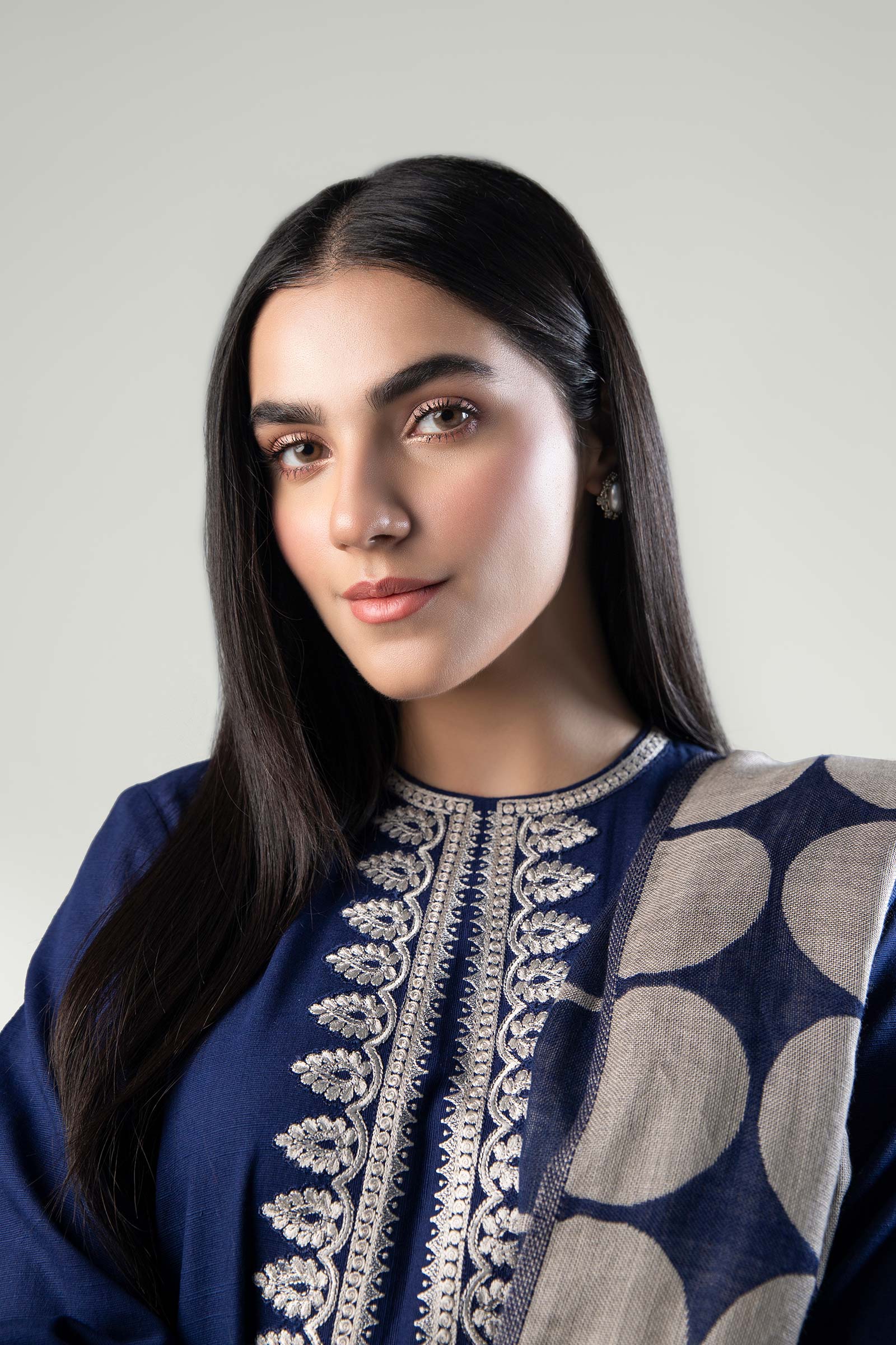 3 Pc Embroidered Khaddar Suit