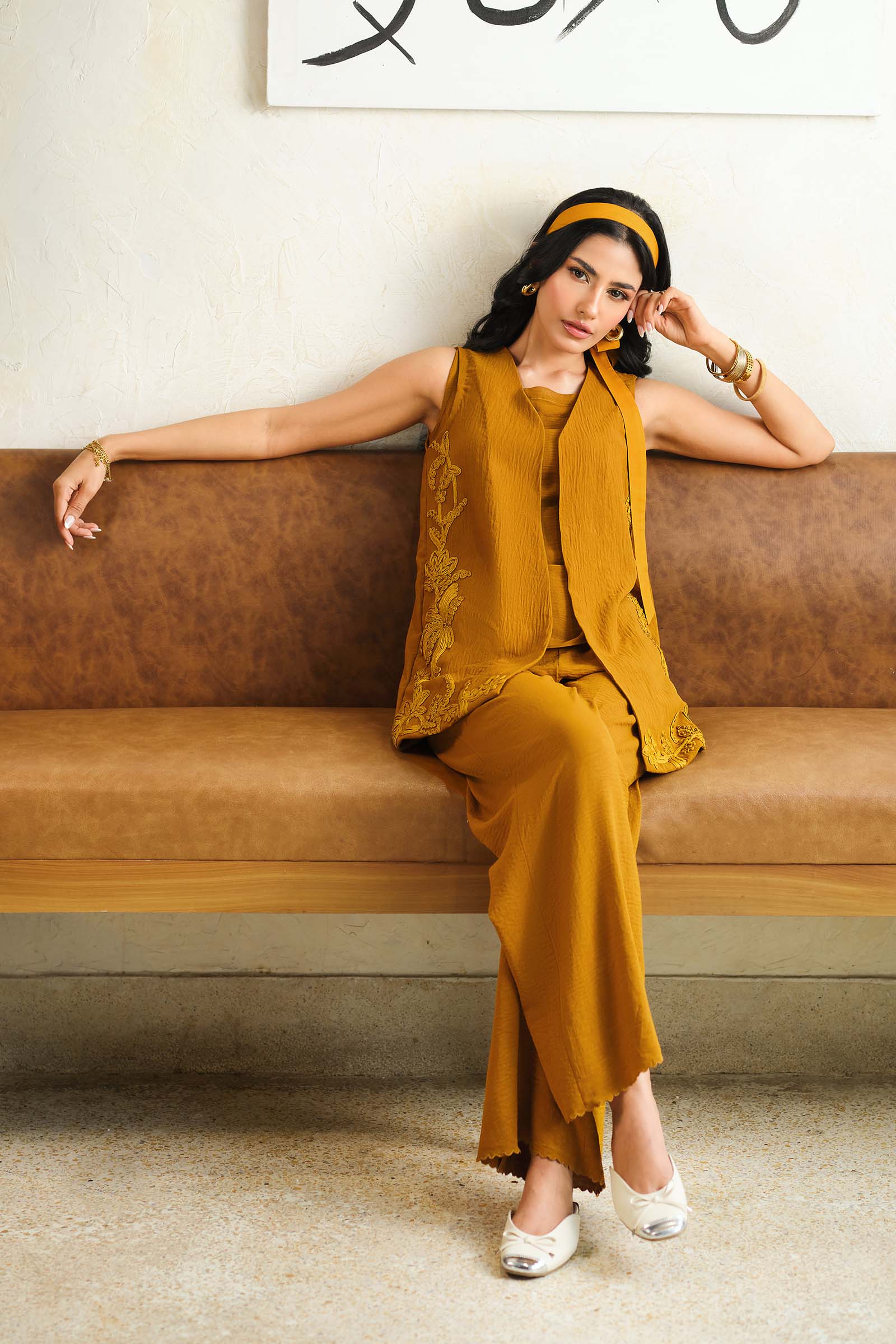 2 Pc Embroidered Wrinkle Crepe Suit