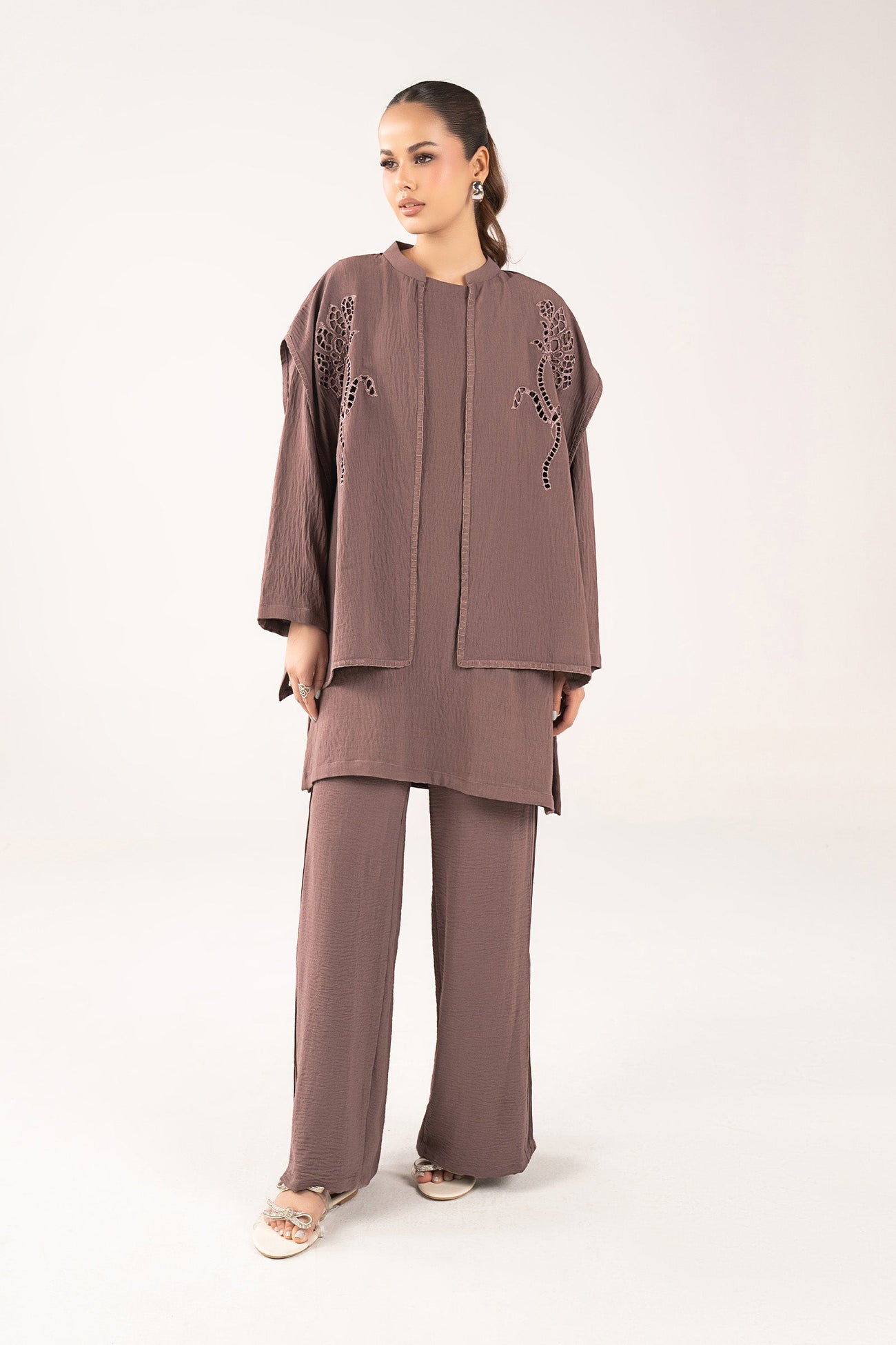 3 Pc Embroidered Poly Wrinkle Suit